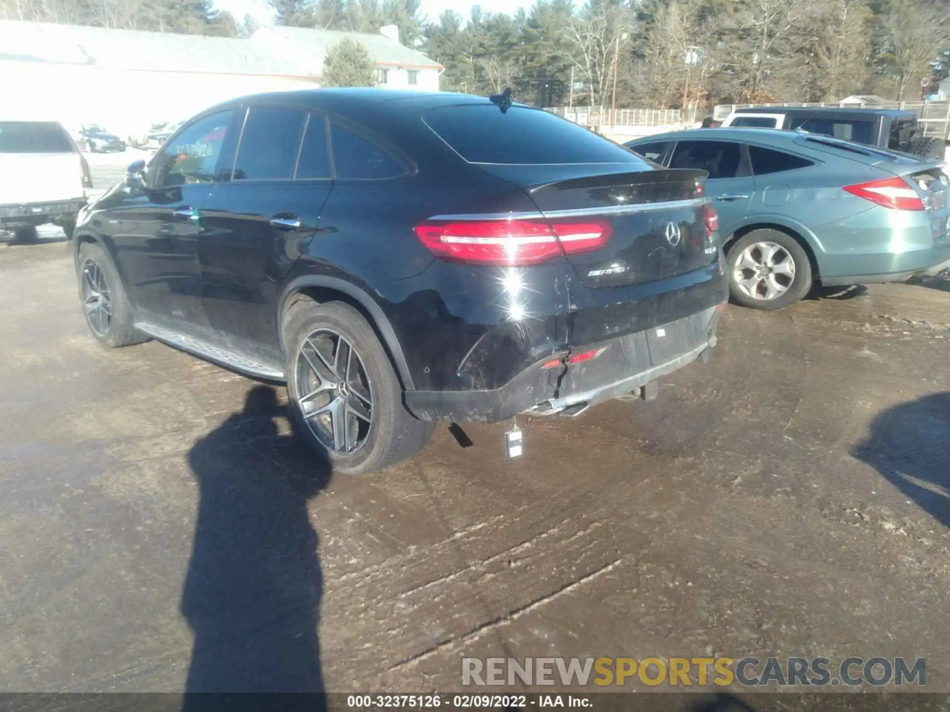 3 Photograph of a damaged car 4JGED6EB9KA131668 MERCEDES-BENZ GLE 2019