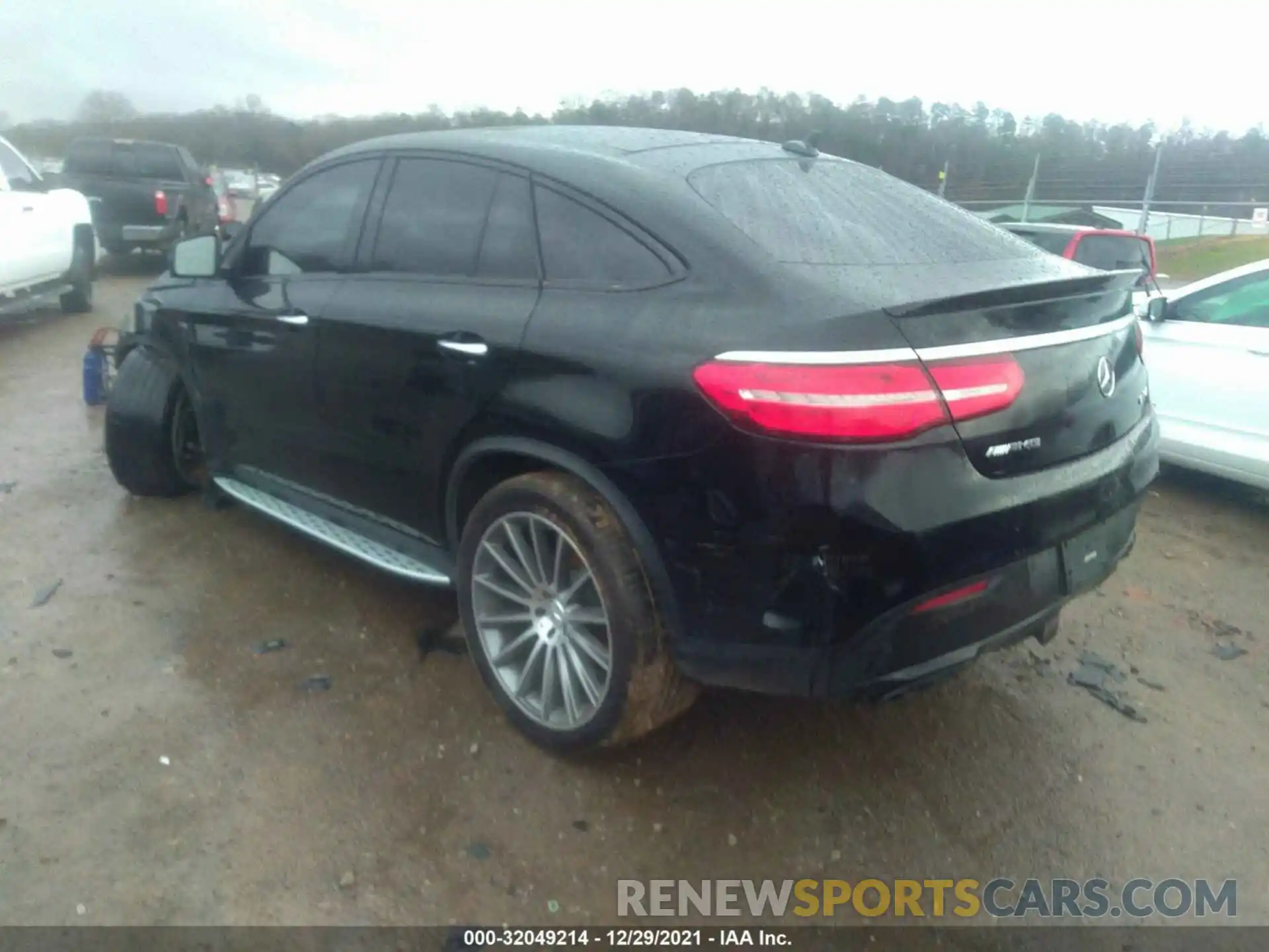 3 Photograph of a damaged car 4JGED6EB9KA135963 MERCEDES-BENZ GLE 2019