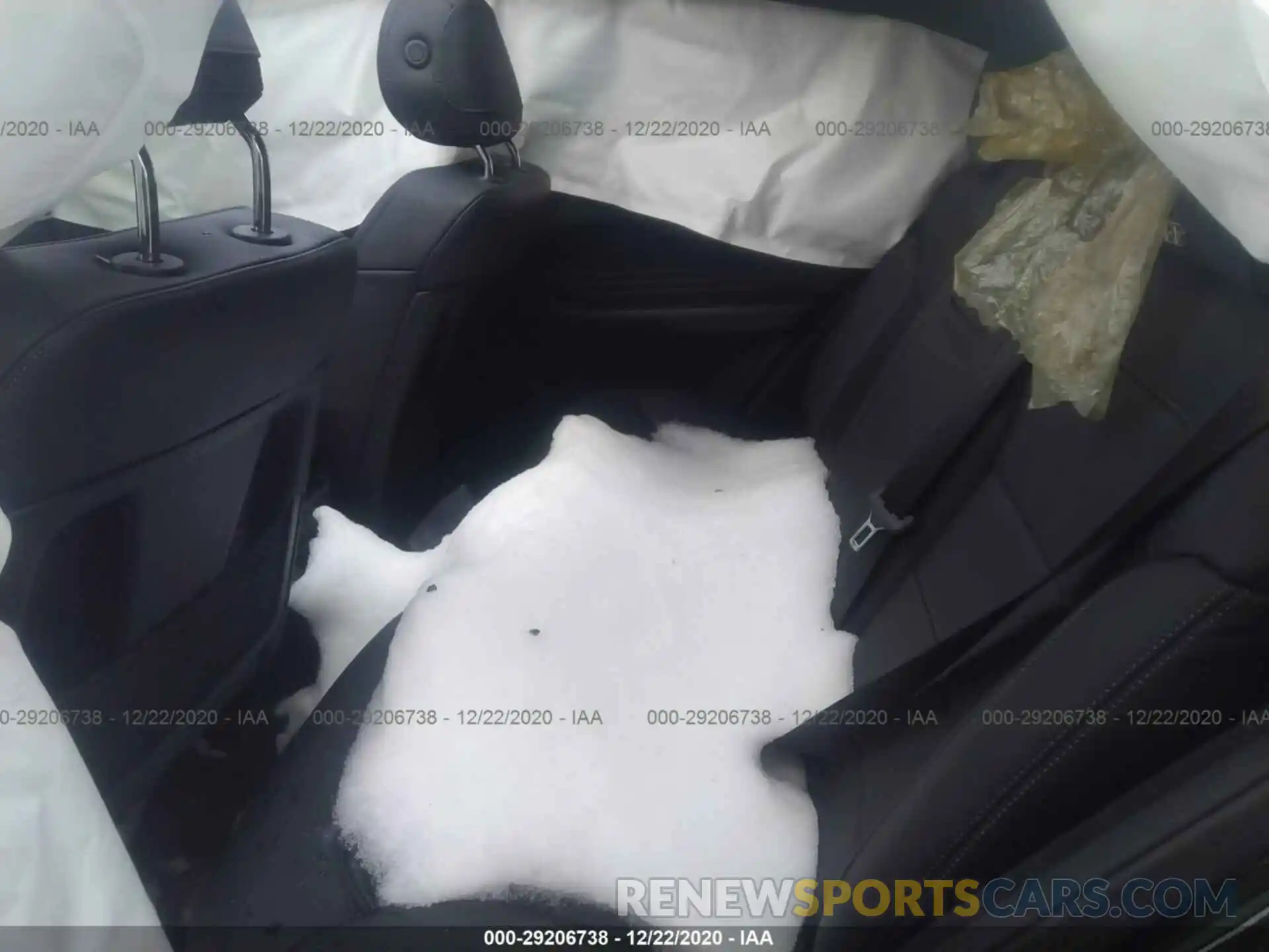 8 Photograph of a damaged car 4JGED6EBXKA139570 MERCEDES-BENZ GLE 2019