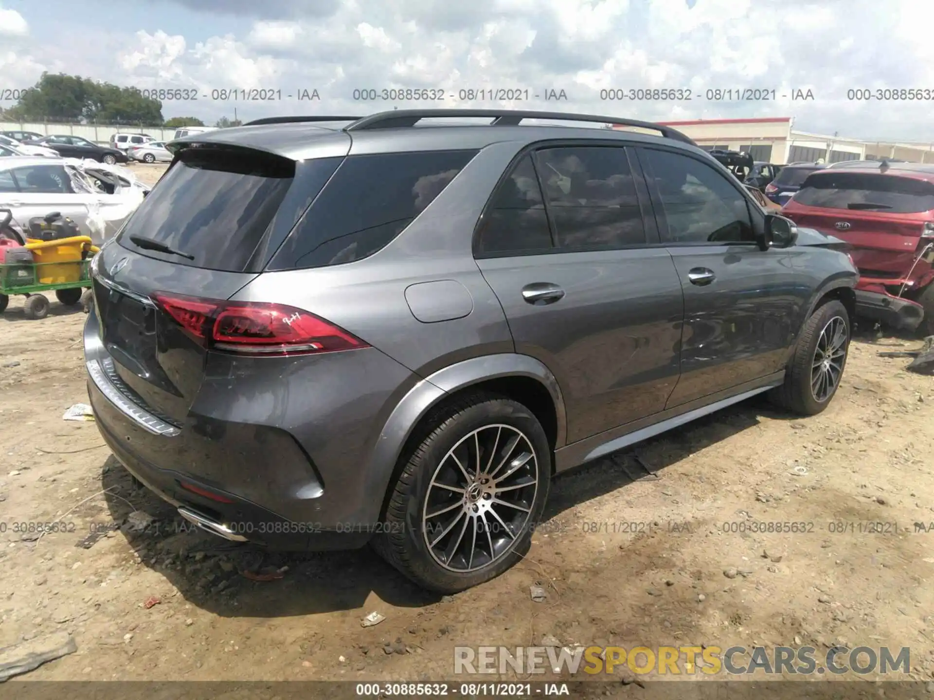 4 Photograph of a damaged car 4JGFB4JB0LA156111 MERCEDES-BENZ GLE 2020