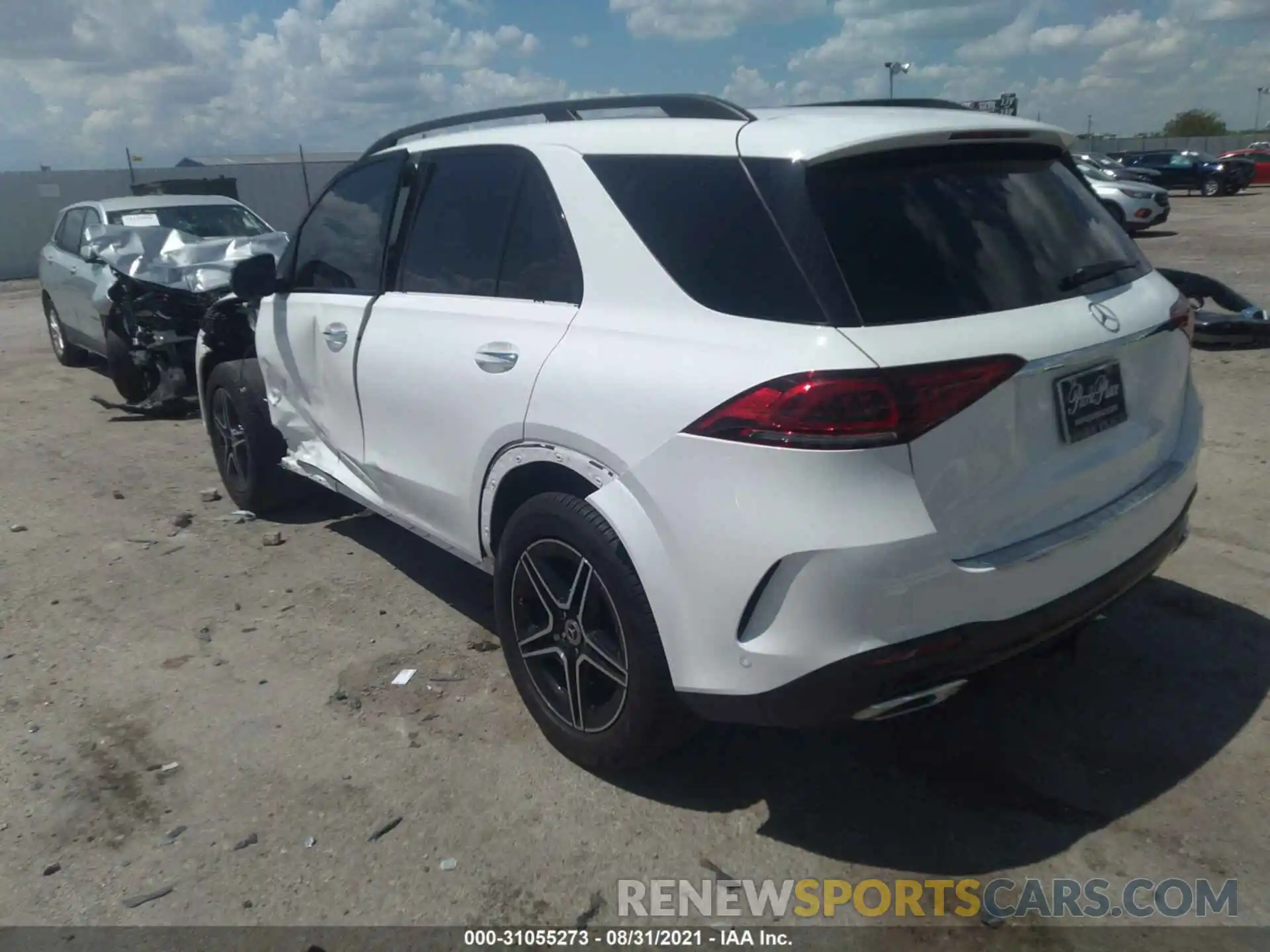 3 Photograph of a damaged car 4JGFB4JB0LA202696 MERCEDES-BENZ GLE 2020