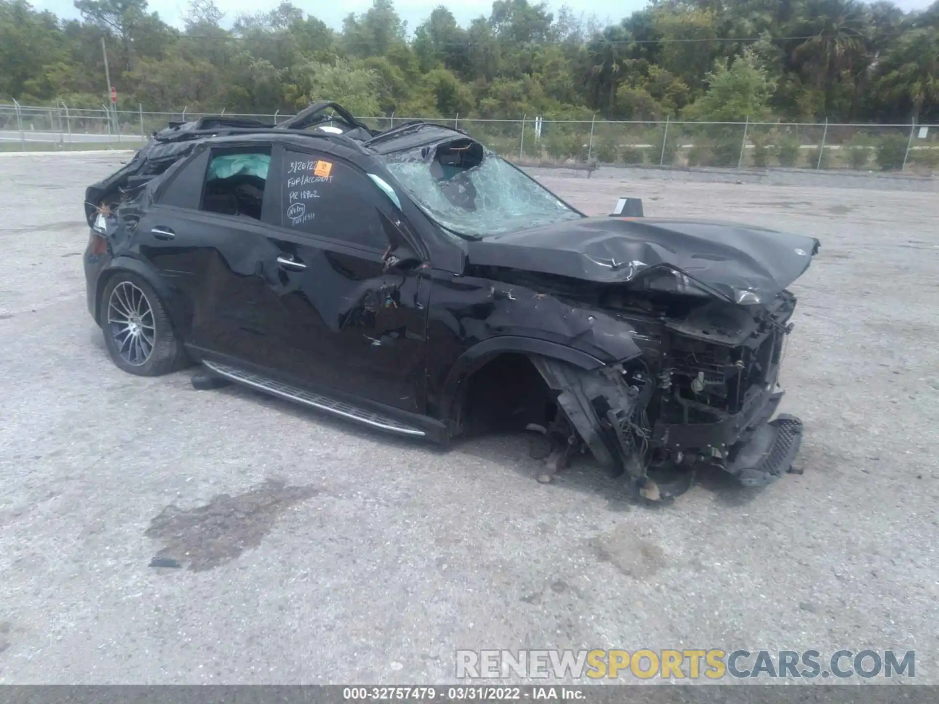 1 Photograph of a damaged car 4JGFB4JB1LA126969 MERCEDES-BENZ GLE 2020