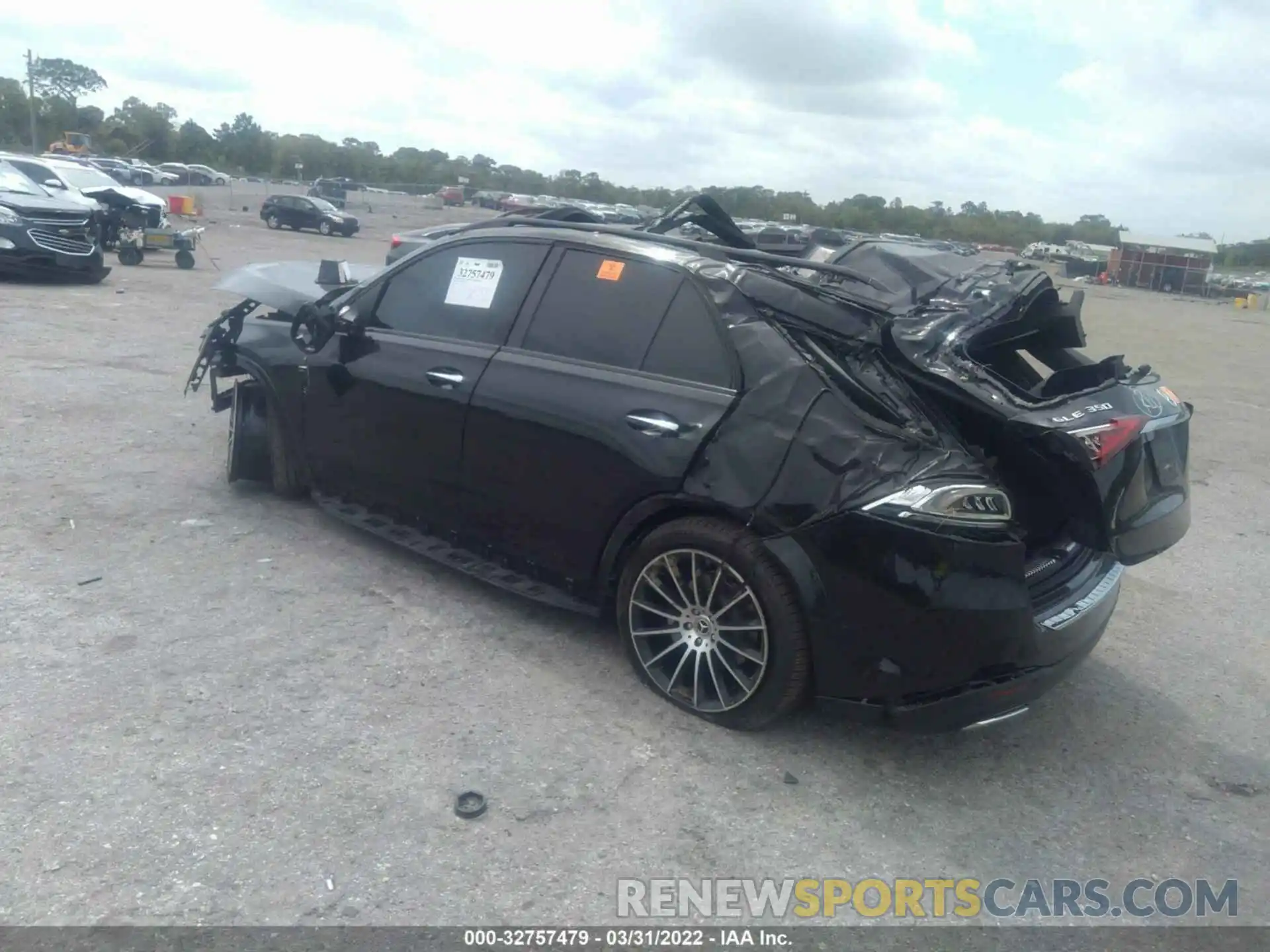 3 Photograph of a damaged car 4JGFB4JB1LA126969 MERCEDES-BENZ GLE 2020