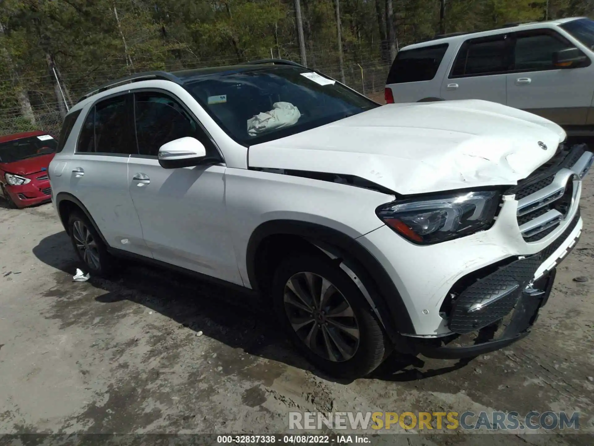 1 Photograph of a damaged car 4JGFB4JB1LA174732 MERCEDES-BENZ GLE 2020