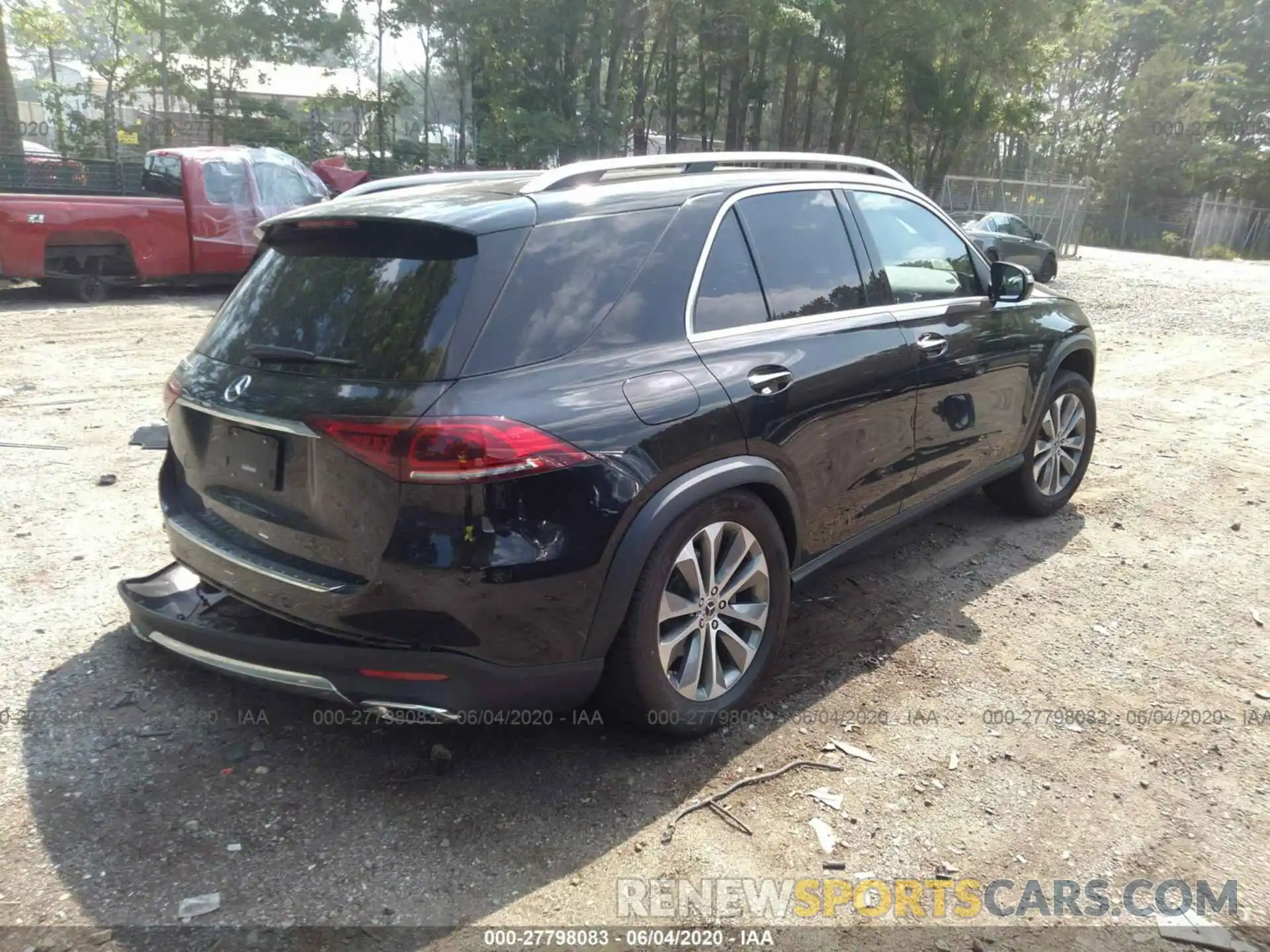 4 Photograph of a damaged car 4JGFB4JB1LA204537 MERCEDES-BENZ GLE 2020