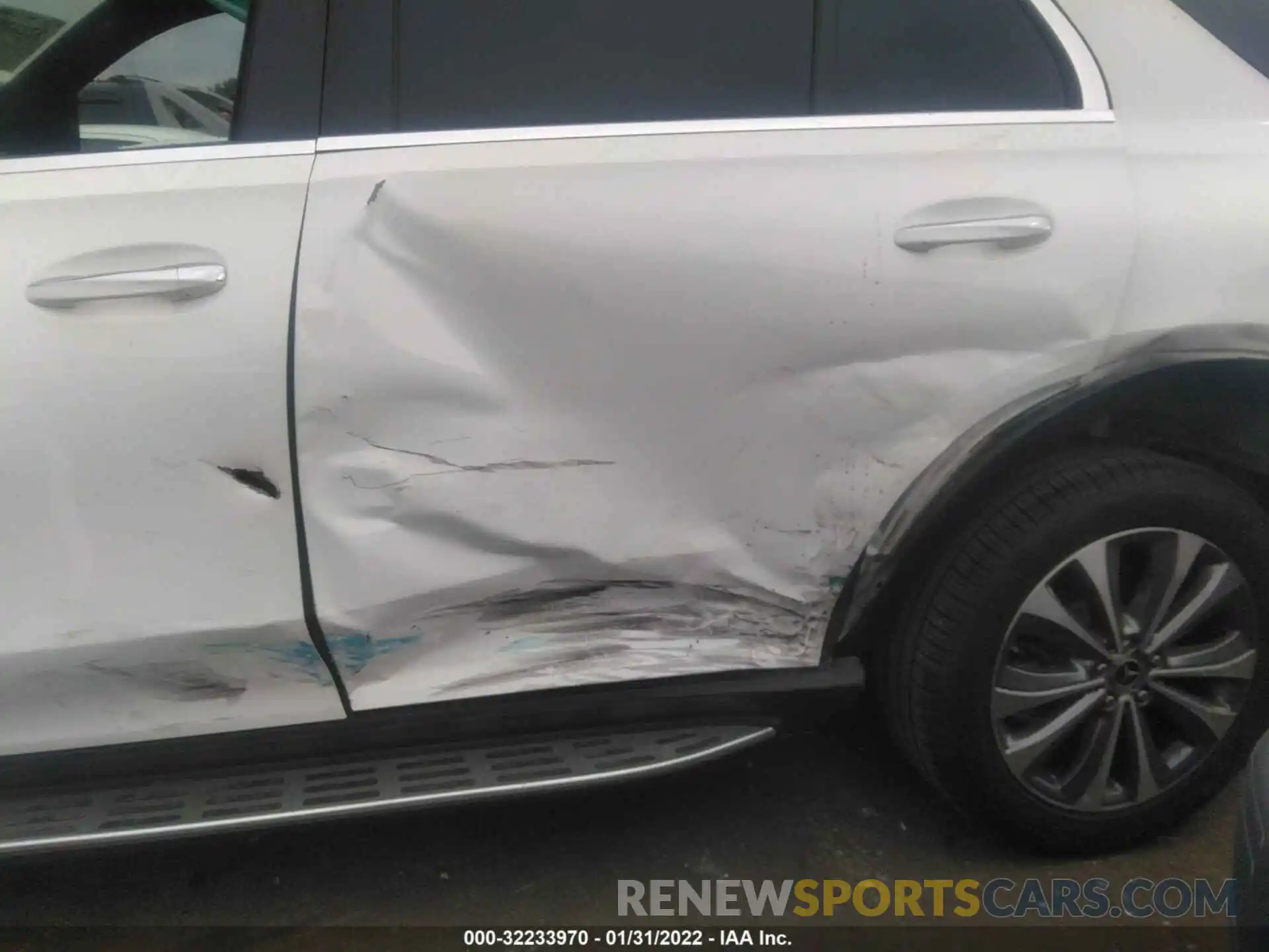 6 Photograph of a damaged car 4JGFB4JB2LA245534 MERCEDES-BENZ GLE 2020