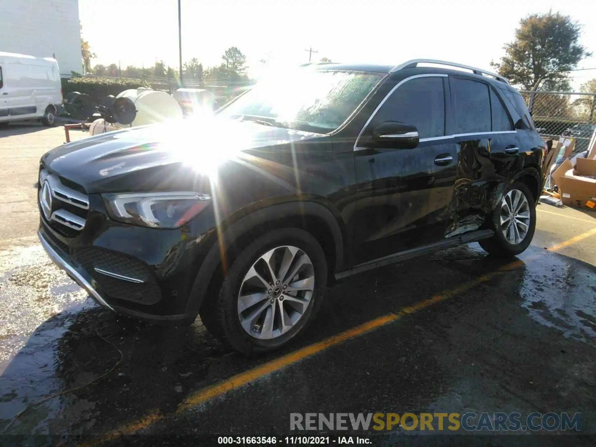 2 Photograph of a damaged car 4JGFB4JB3LA199504 MERCEDES-BENZ GLE 2020