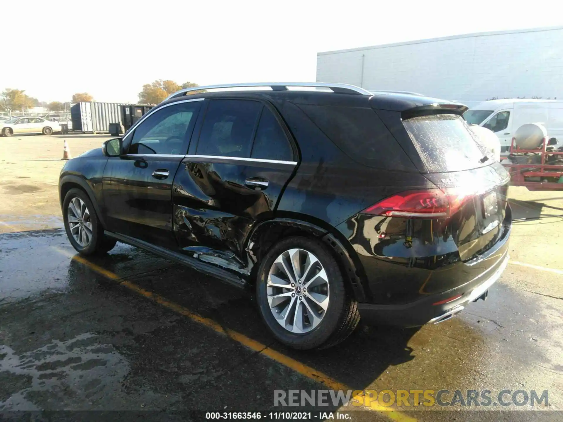 3 Photograph of a damaged car 4JGFB4JB3LA199504 MERCEDES-BENZ GLE 2020