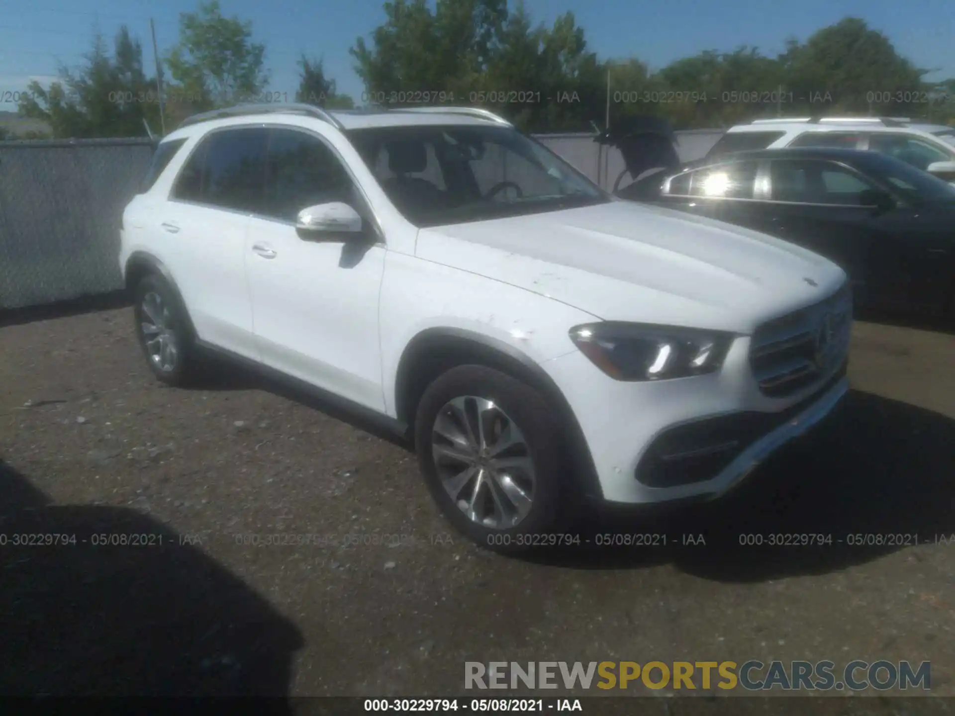 1 Photograph of a damaged car 4JGFB4JB7LA130525 MERCEDES-BENZ GLE 2020