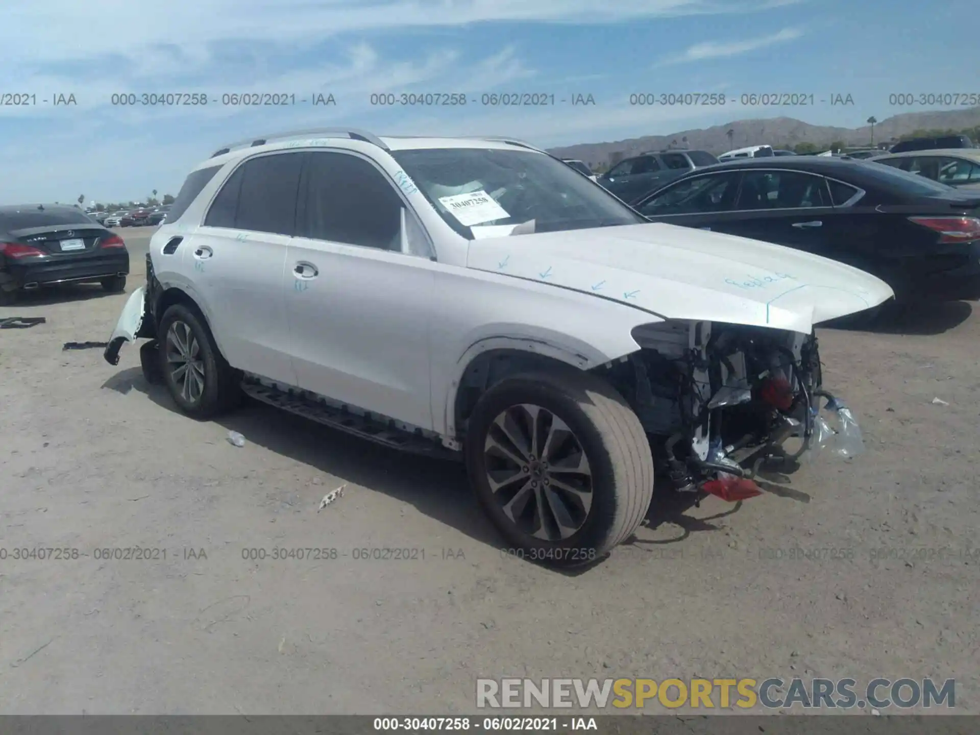 1 Photograph of a damaged car 4JGFB4JB7LA130640 MERCEDES-BENZ GLE 2020