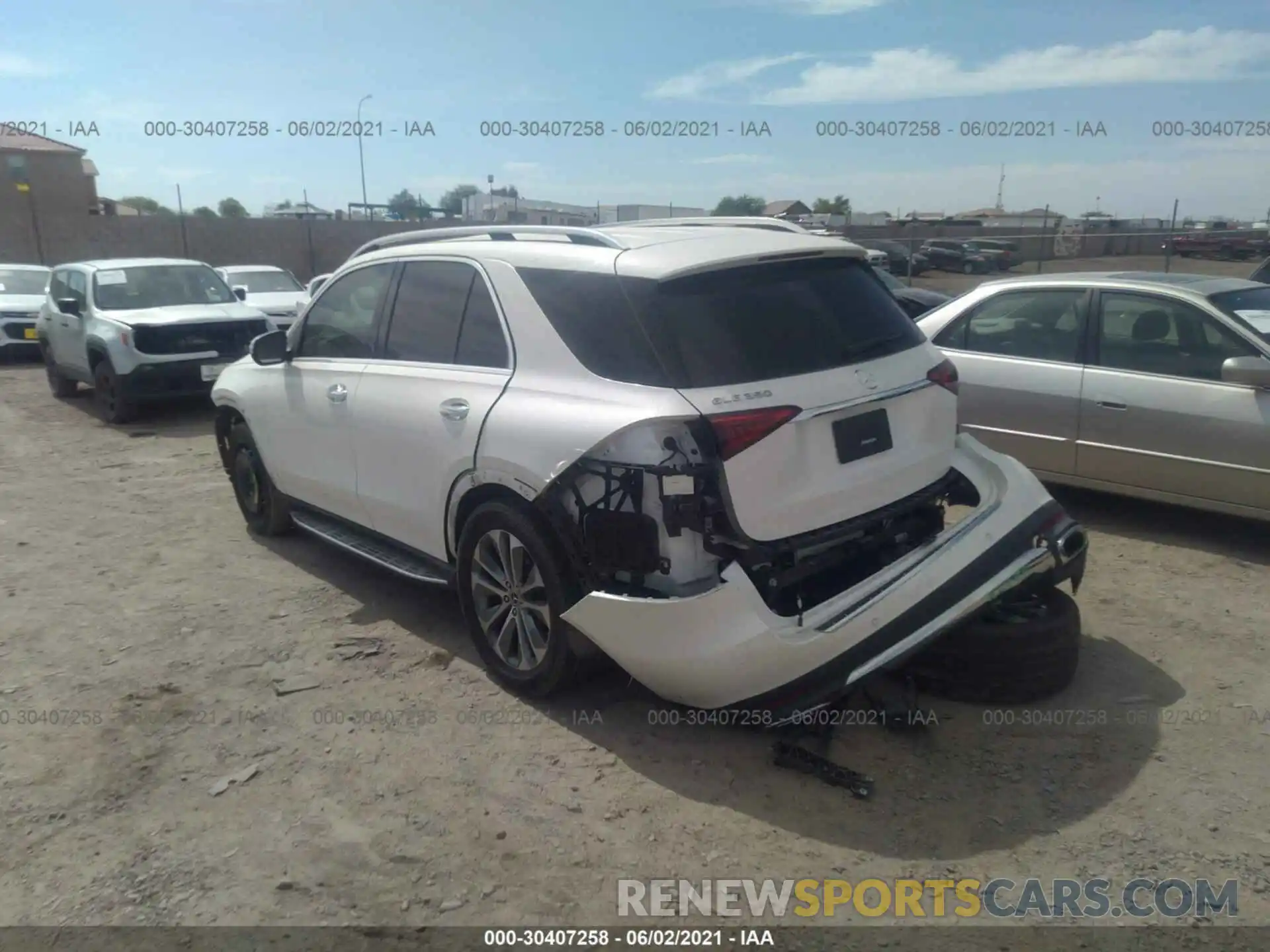 3 Photograph of a damaged car 4JGFB4JB7LA130640 MERCEDES-BENZ GLE 2020