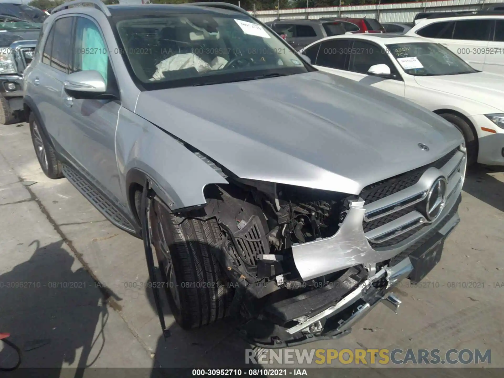 6 Photograph of a damaged car 4JGFB4JB7LA136065 MERCEDES-BENZ GLE 2020