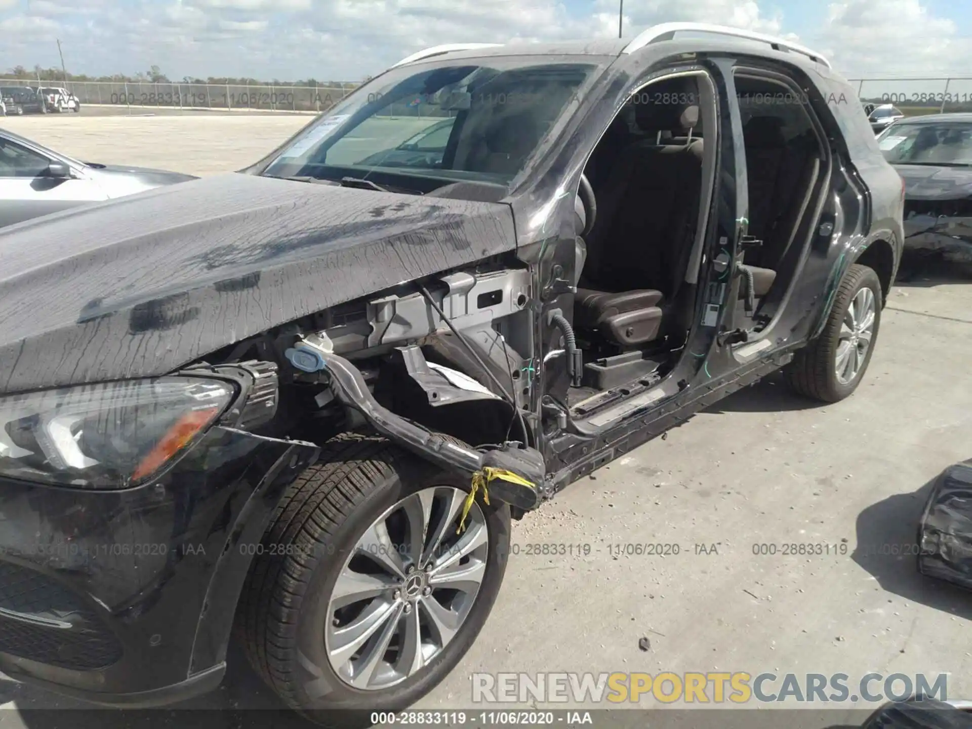 6 Photograph of a damaged car 4JGFB4JB7LA203800 MERCEDES-BENZ GLE 2020