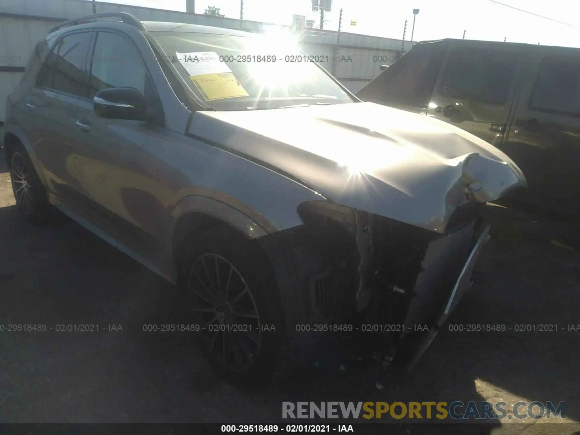 1 Photograph of a damaged car 4JGFB4JB8LA206754 MERCEDES-BENZ GLE 2020