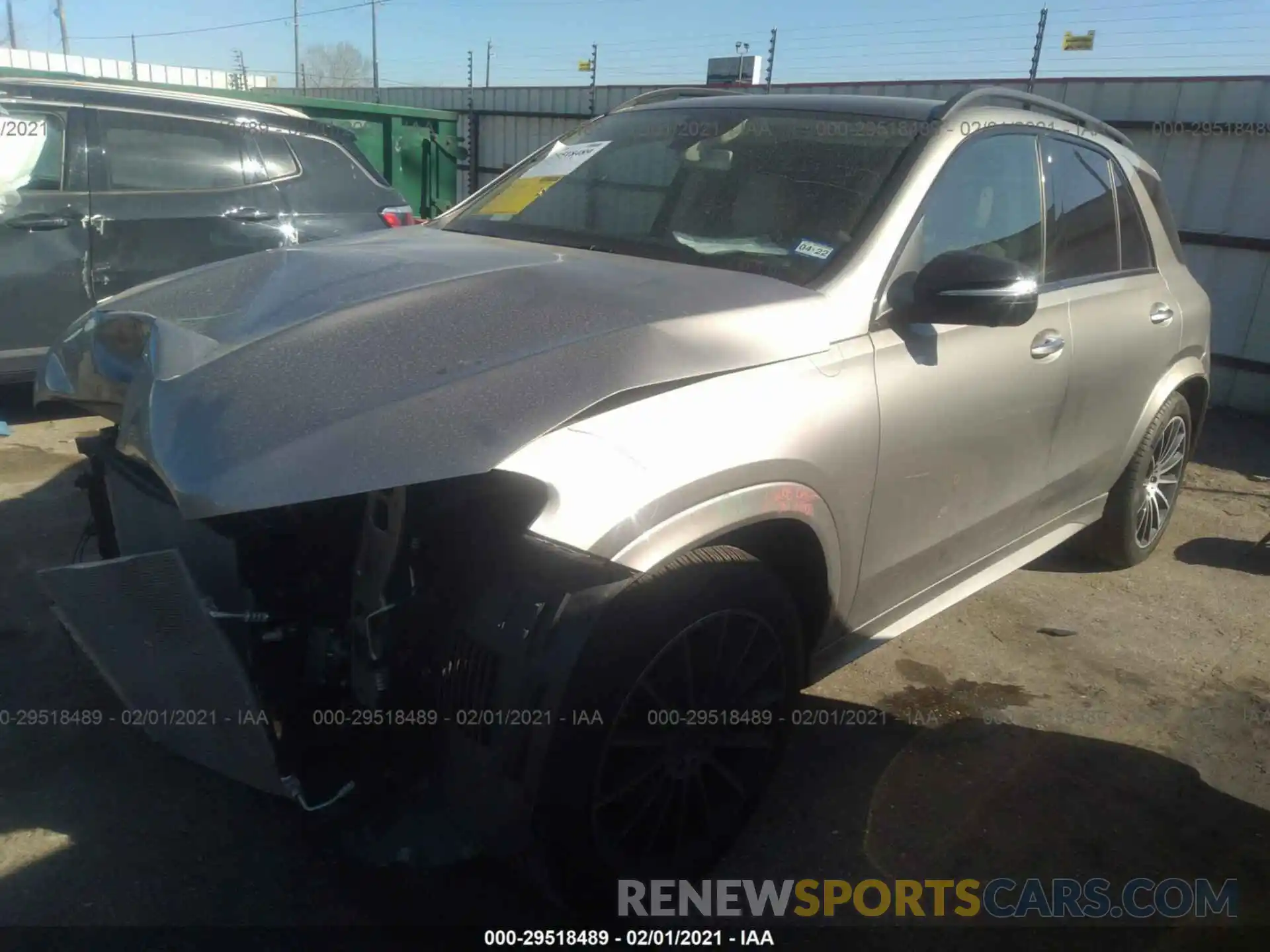 2 Photograph of a damaged car 4JGFB4JB8LA206754 MERCEDES-BENZ GLE 2020