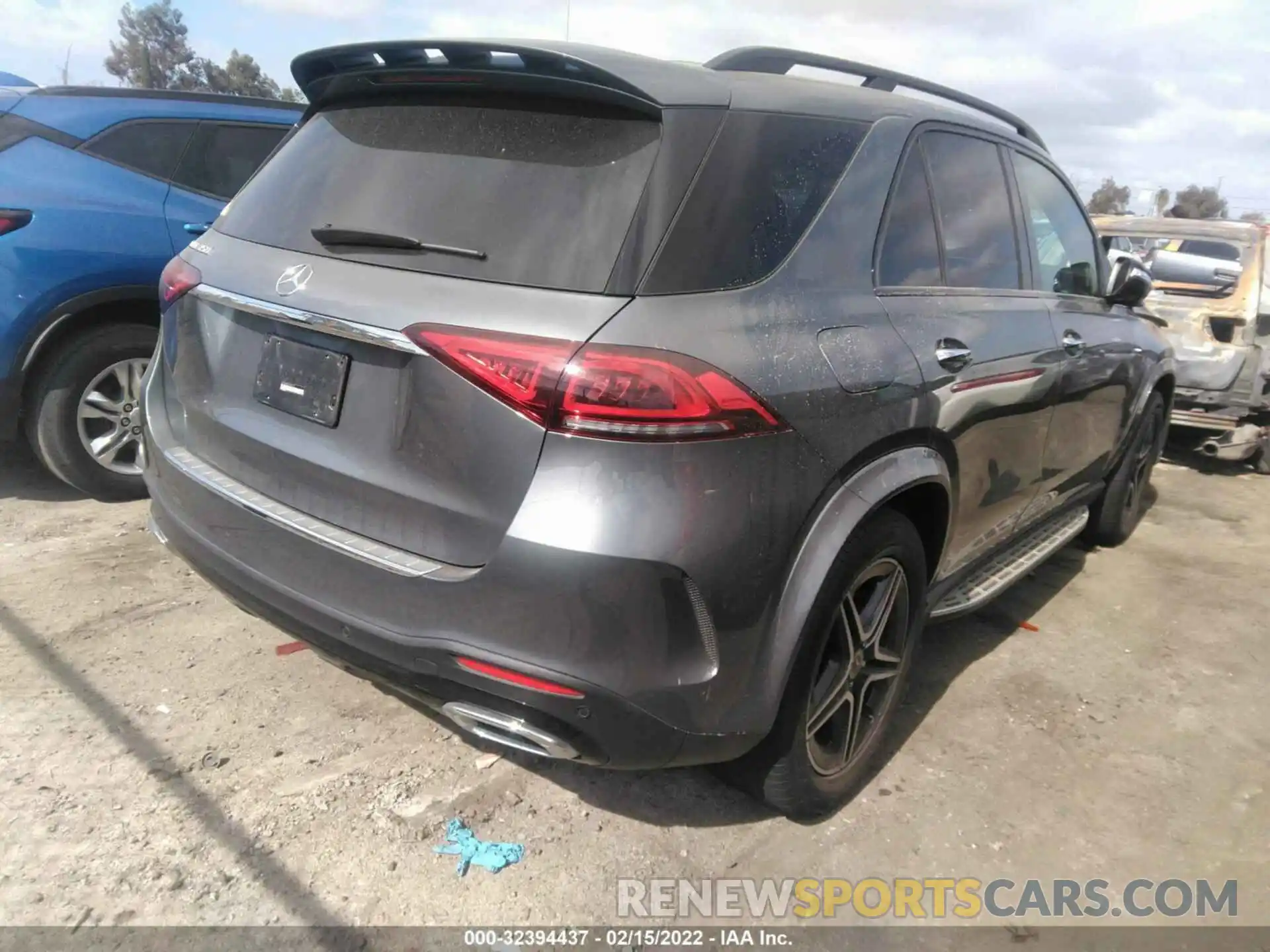 4 Photograph of a damaged car 4JGFB4JB8LA245179 MERCEDES-BENZ GLE 2020