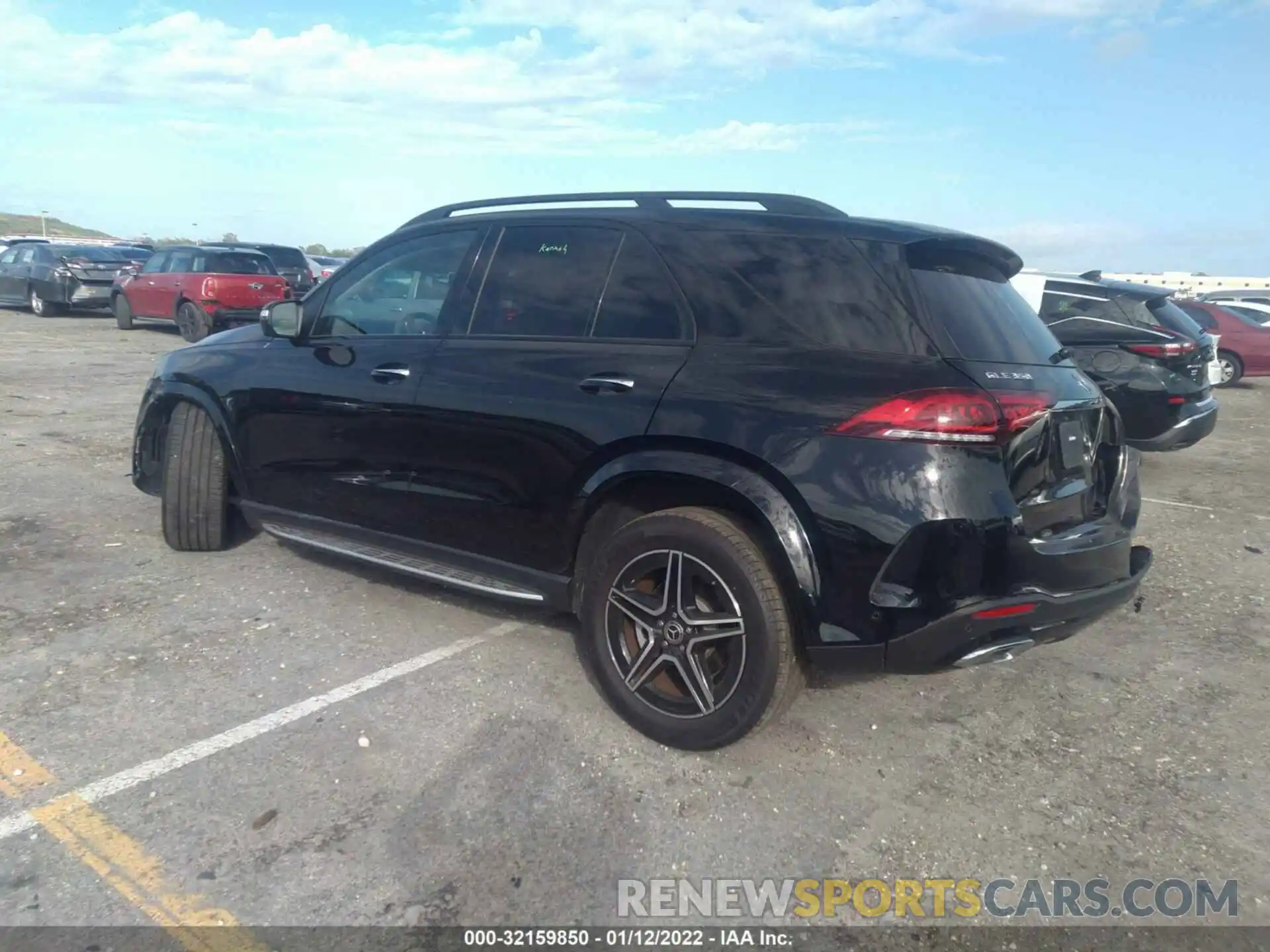 3 Photograph of a damaged car 4JGFB4JB9LA178401 MERCEDES-BENZ GLE 2020