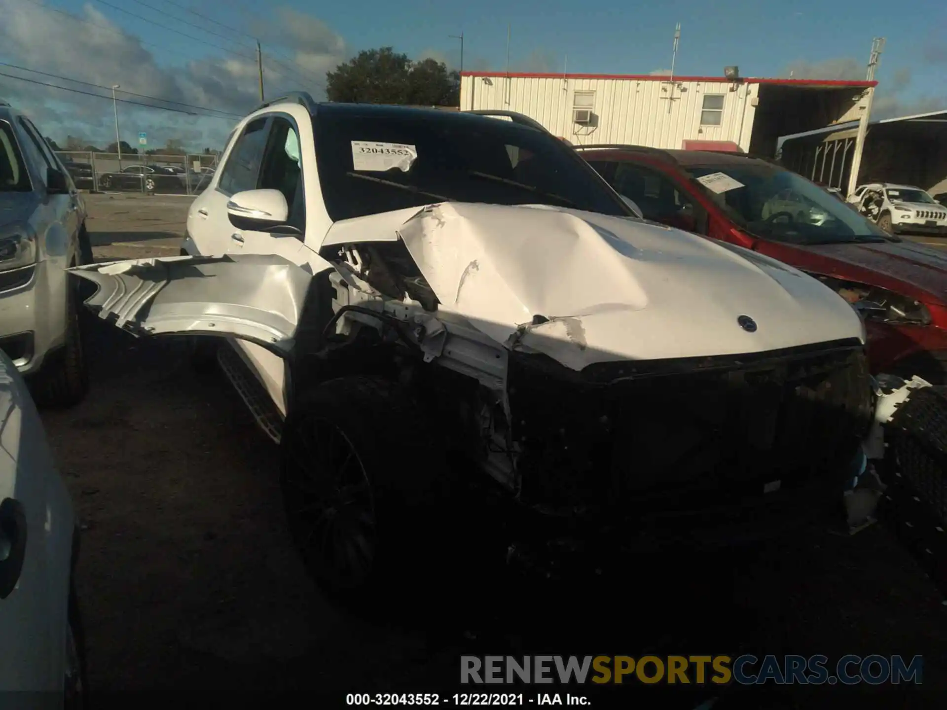 1 Photograph of a damaged car 4JGFB4JB9LA281530 MERCEDES-BENZ GLE 2020