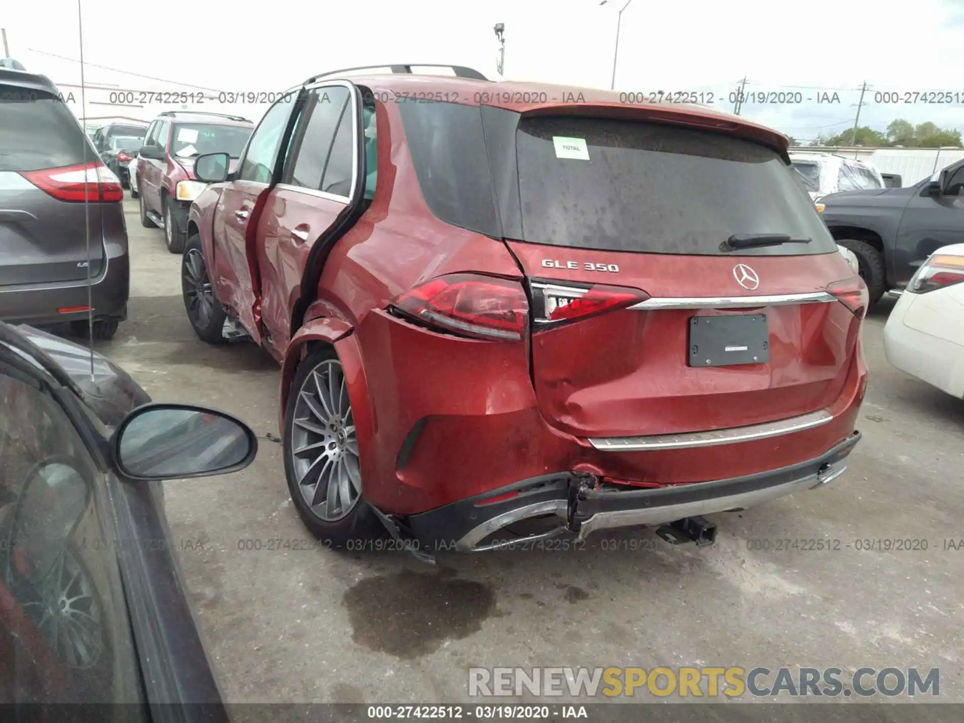 3 Photograph of a damaged car 4JGFB4JE7LA142975 MERCEDES-BENZ GLE 2020