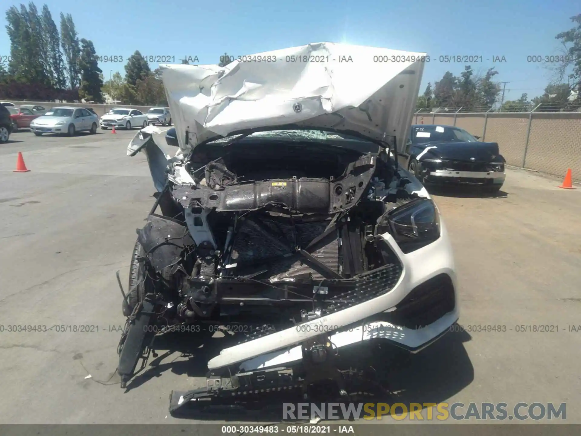 6 Photograph of a damaged car 4JGFB4KB0LA001346 MERCEDES-BENZ GLE 2020