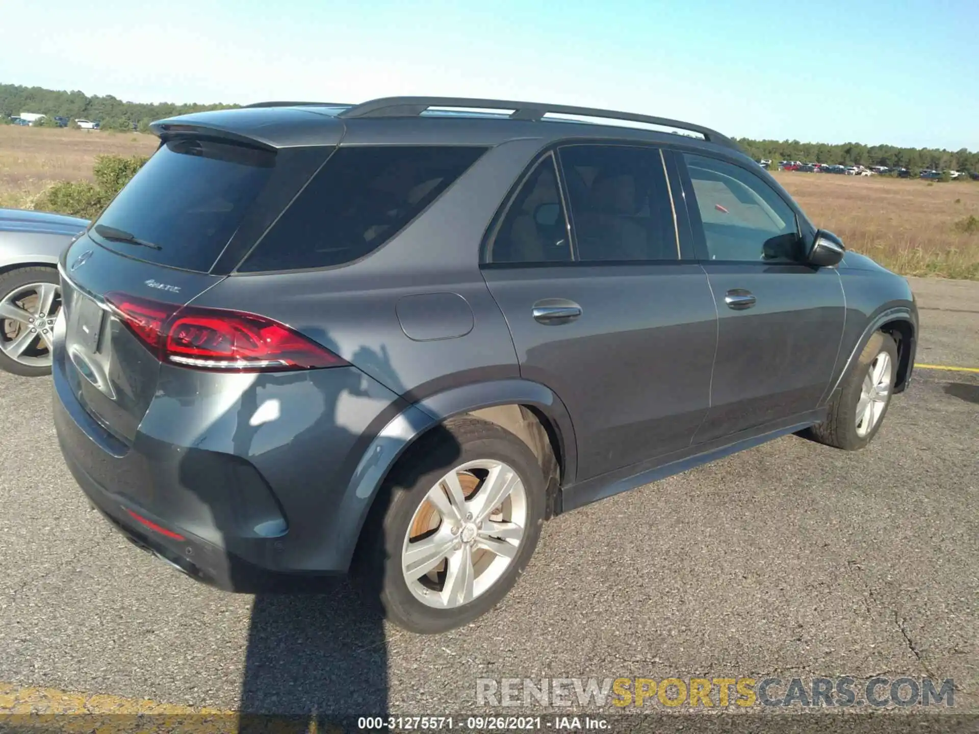 4 Photograph of a damaged car 4JGFB4KB0LA068335 MERCEDES-BENZ GLE 2020