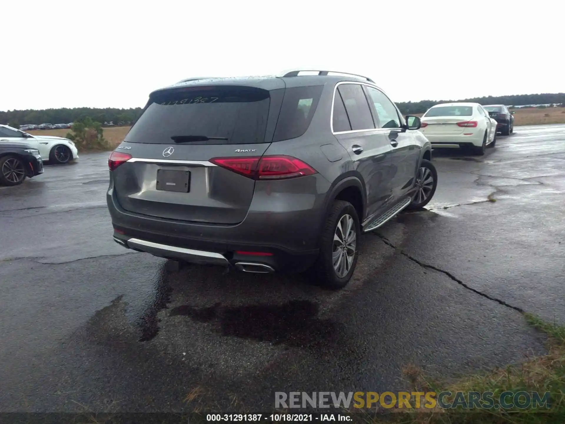 4 Photograph of a damaged car 4JGFB4KB0LA247863 MERCEDES-BENZ GLE 2020