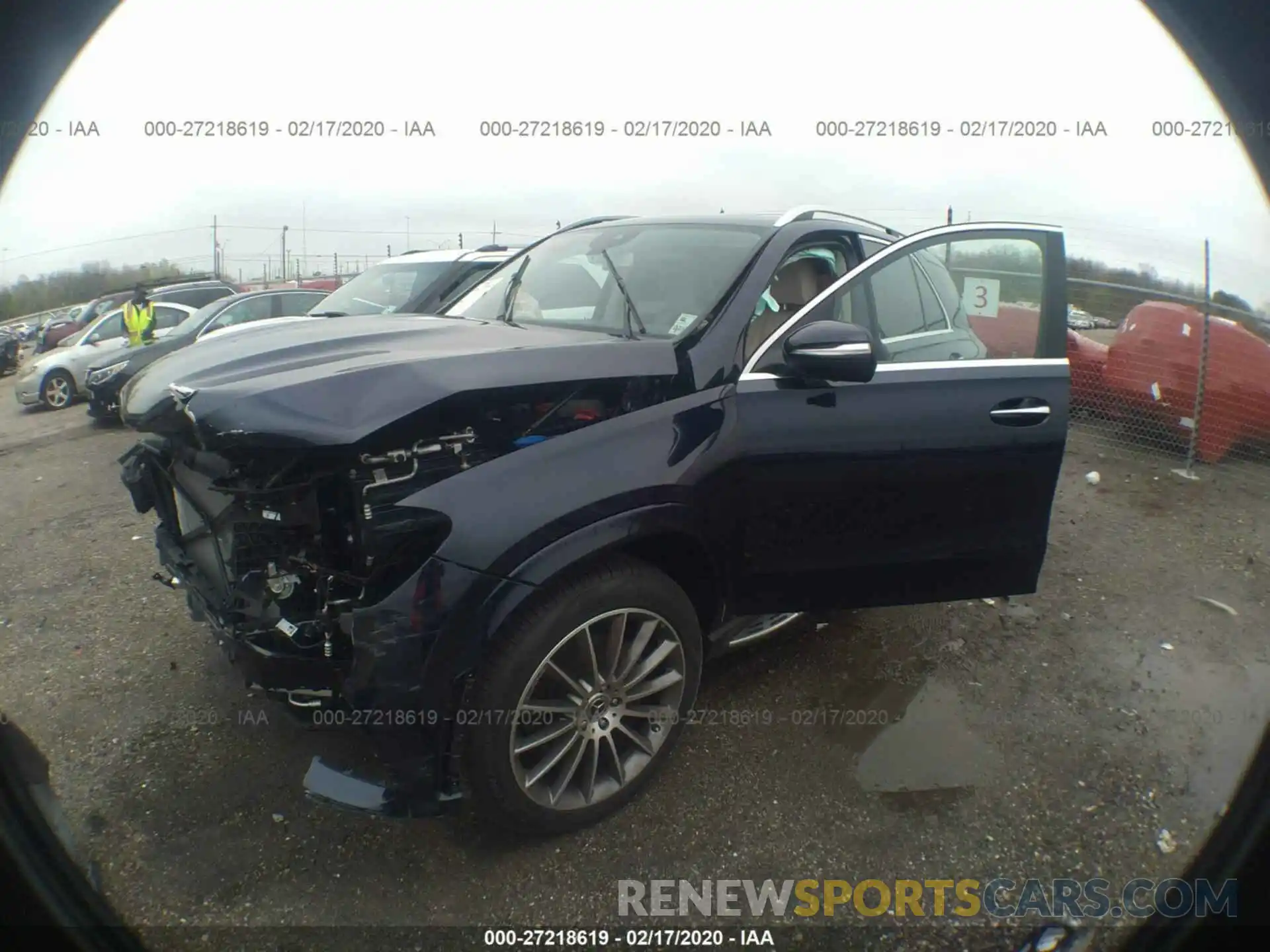 2 Photograph of a damaged car 4JGFB4KB1LA051835 MERCEDES-BENZ GLE 2020