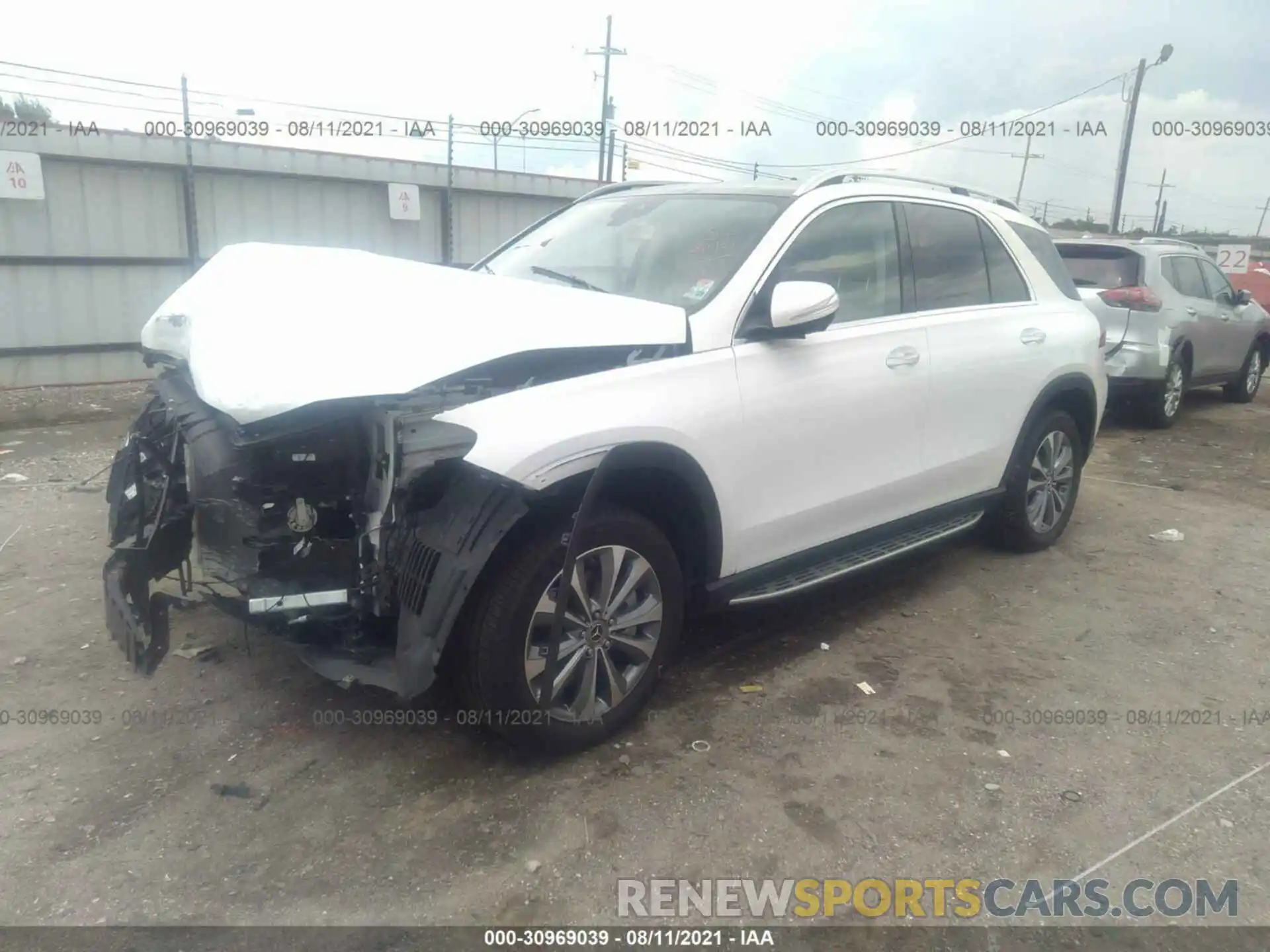 2 Photograph of a damaged car 4JGFB4KB1LA058896 MERCEDES-BENZ GLE 2020