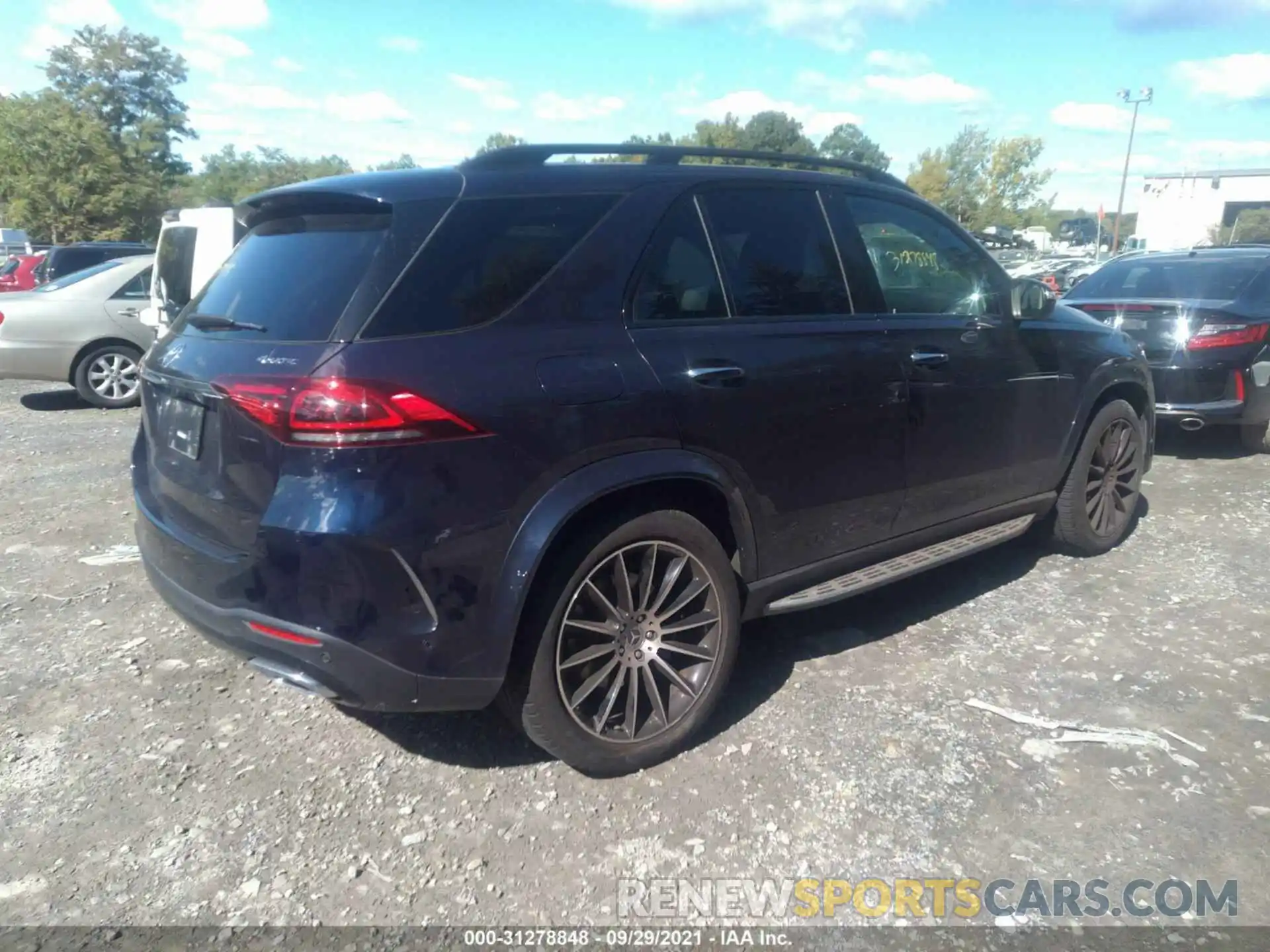 4 Photograph of a damaged car 4JGFB4KB1LA129904 MERCEDES-BENZ GLE 2020