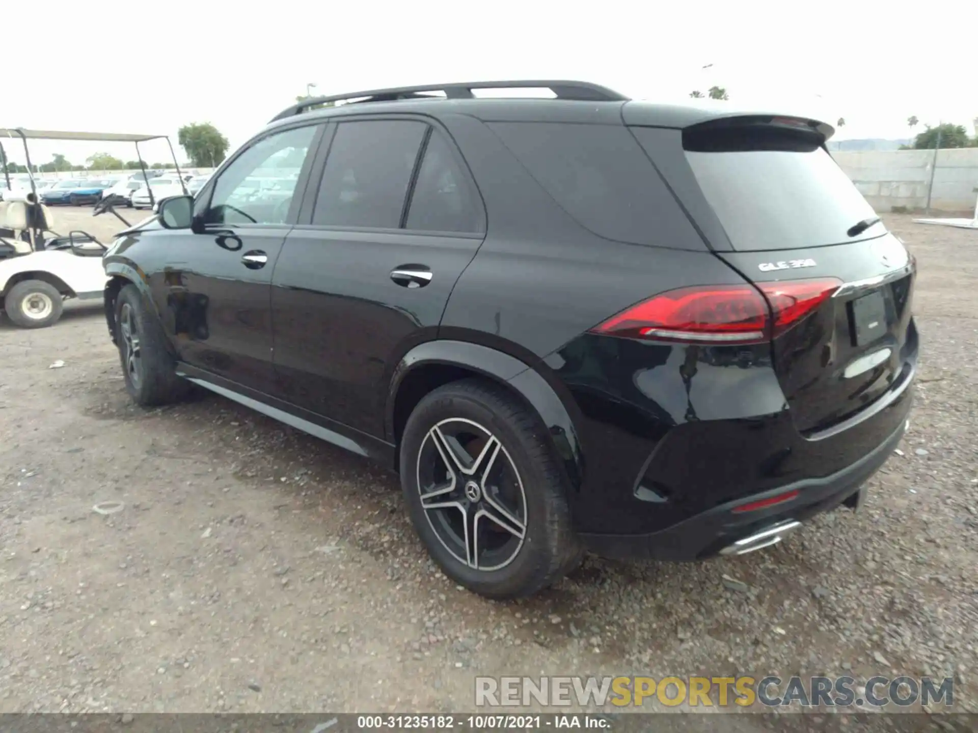 3 Photograph of a damaged car 4JGFB4KB3LA006735 MERCEDES-BENZ GLE 2020