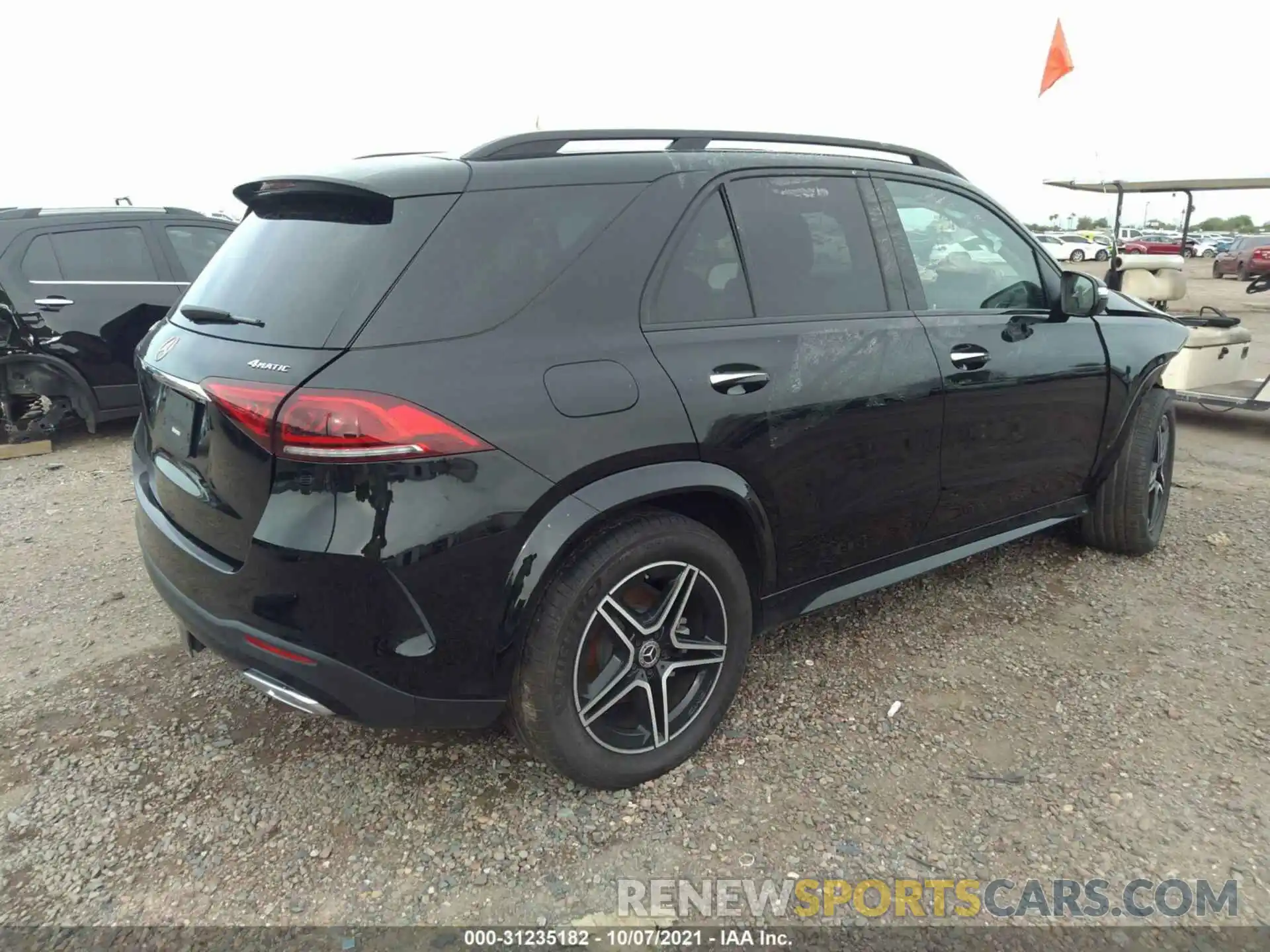 4 Photograph of a damaged car 4JGFB4KB3LA006735 MERCEDES-BENZ GLE 2020