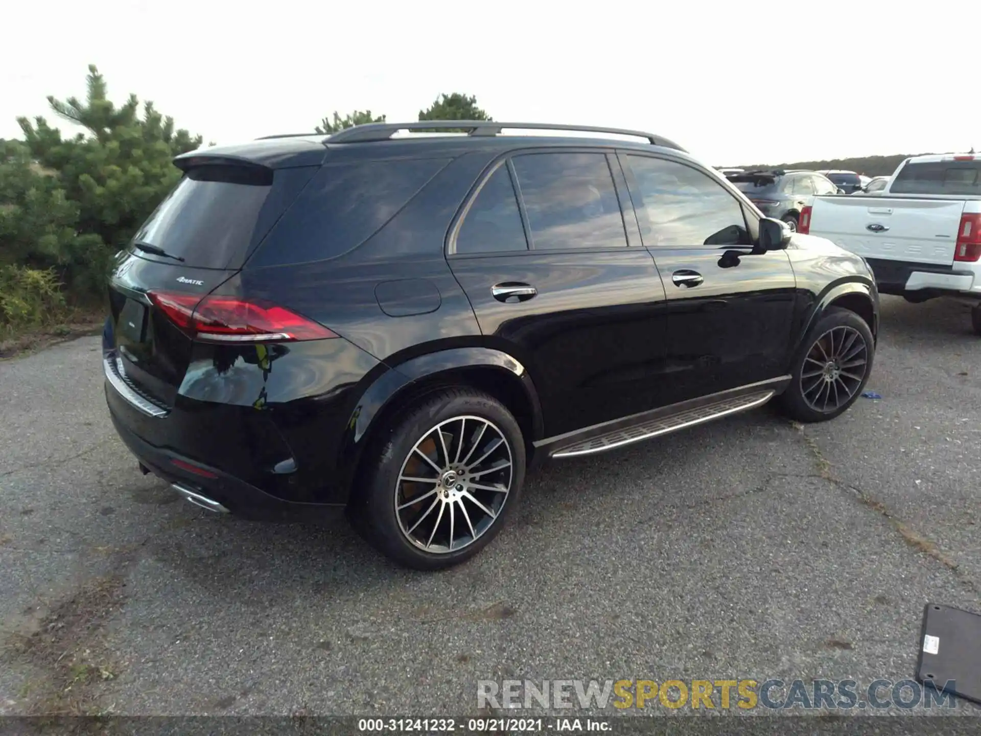 4 Photograph of a damaged car 4JGFB4KB3LA037239 MERCEDES-BENZ GLE 2020