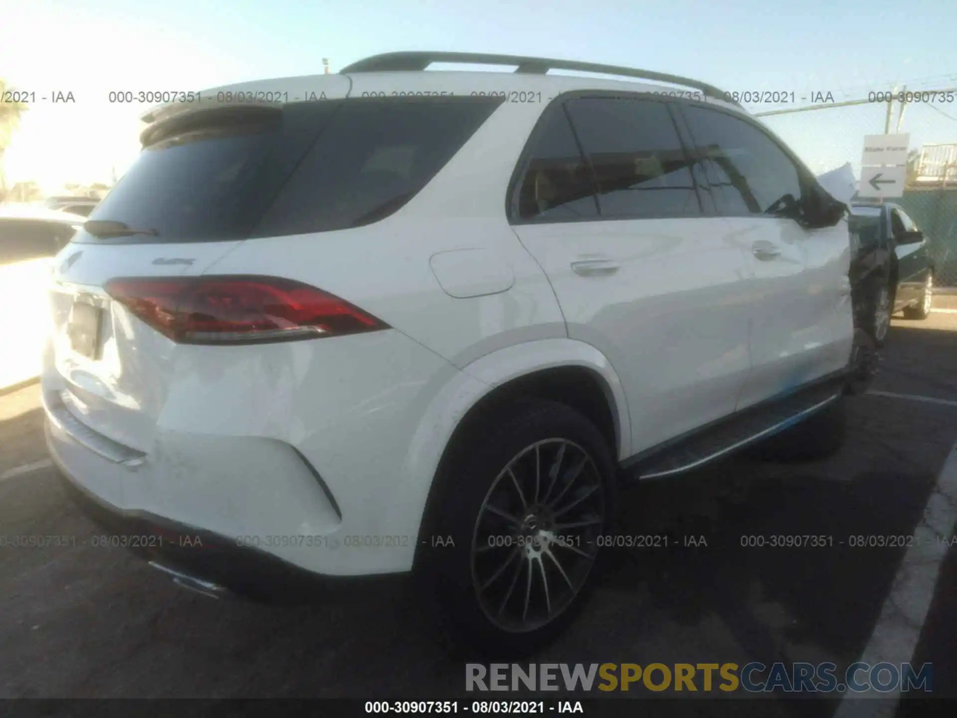 4 Фотография поврежденного автомобиля 4JGFB4KB3LA211245 MERCEDES-BENZ GLE 2020