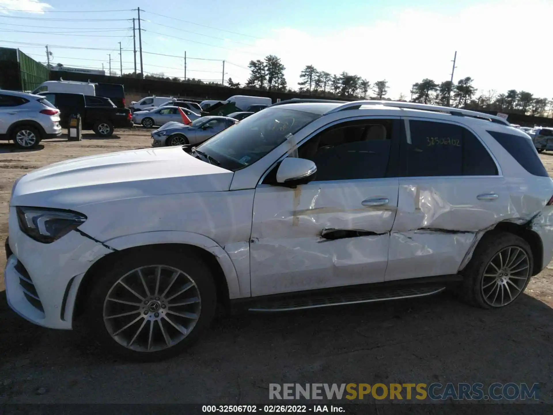 6 Photograph of a damaged car 4JGFB4KB5LA074180 MERCEDES-BENZ GLE 2020