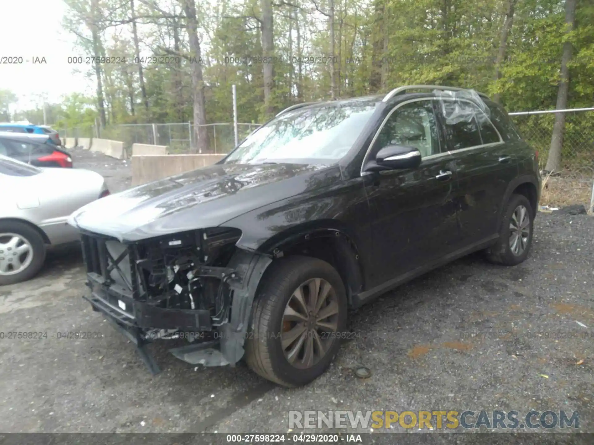 2 Photograph of a damaged car 4JGFB4KB5LA135043 MERCEDES-BENZ GLE 2020