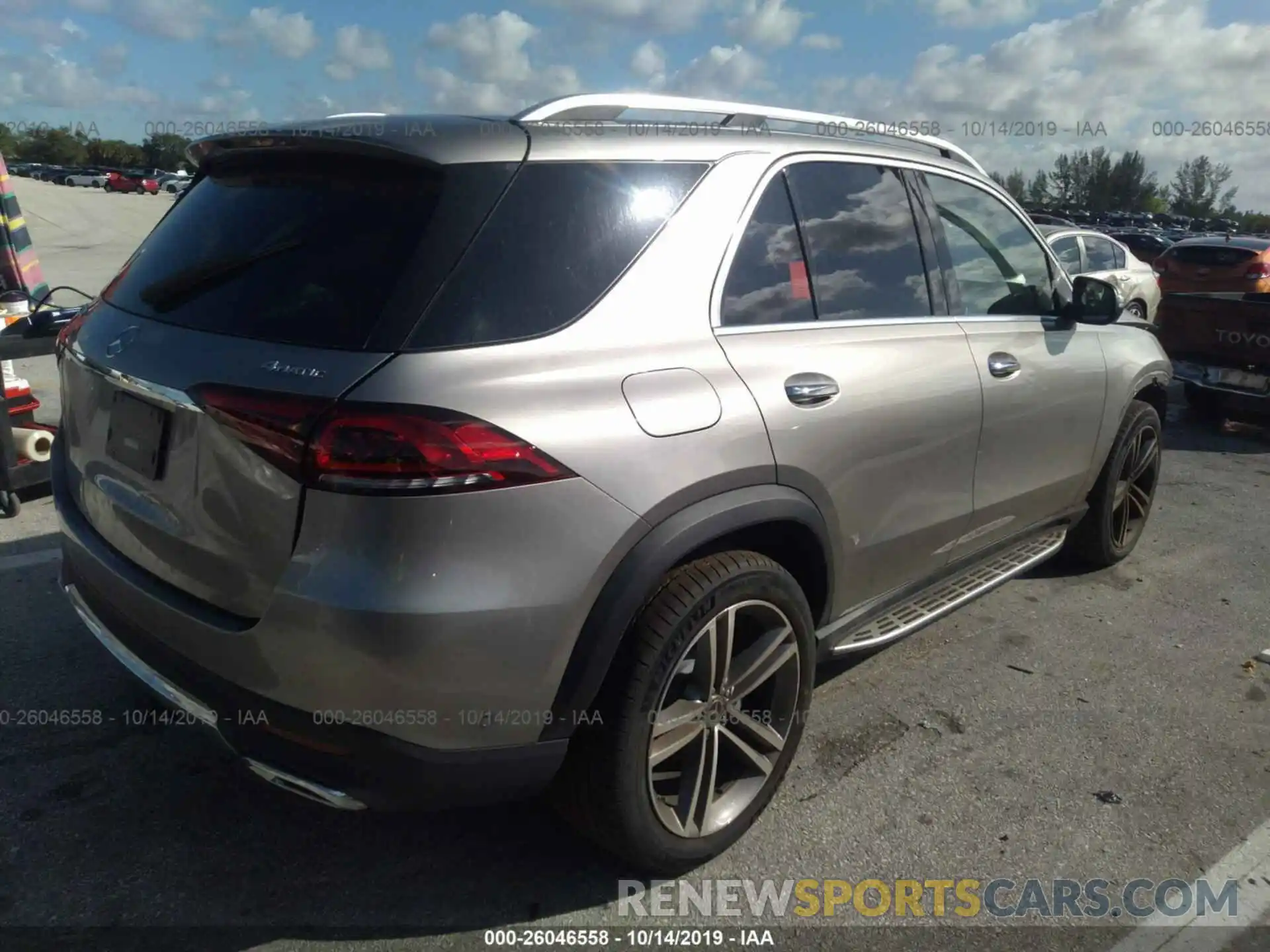 4 Photograph of a damaged car 4JGFB4KB6LA034464 MERCEDES-BENZ GLE 2020