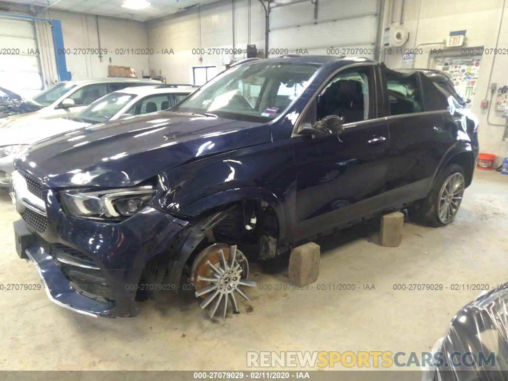 2 Photograph of a damaged car 4JGFB4KB6LA100222 MERCEDES-BENZ GLE 2020