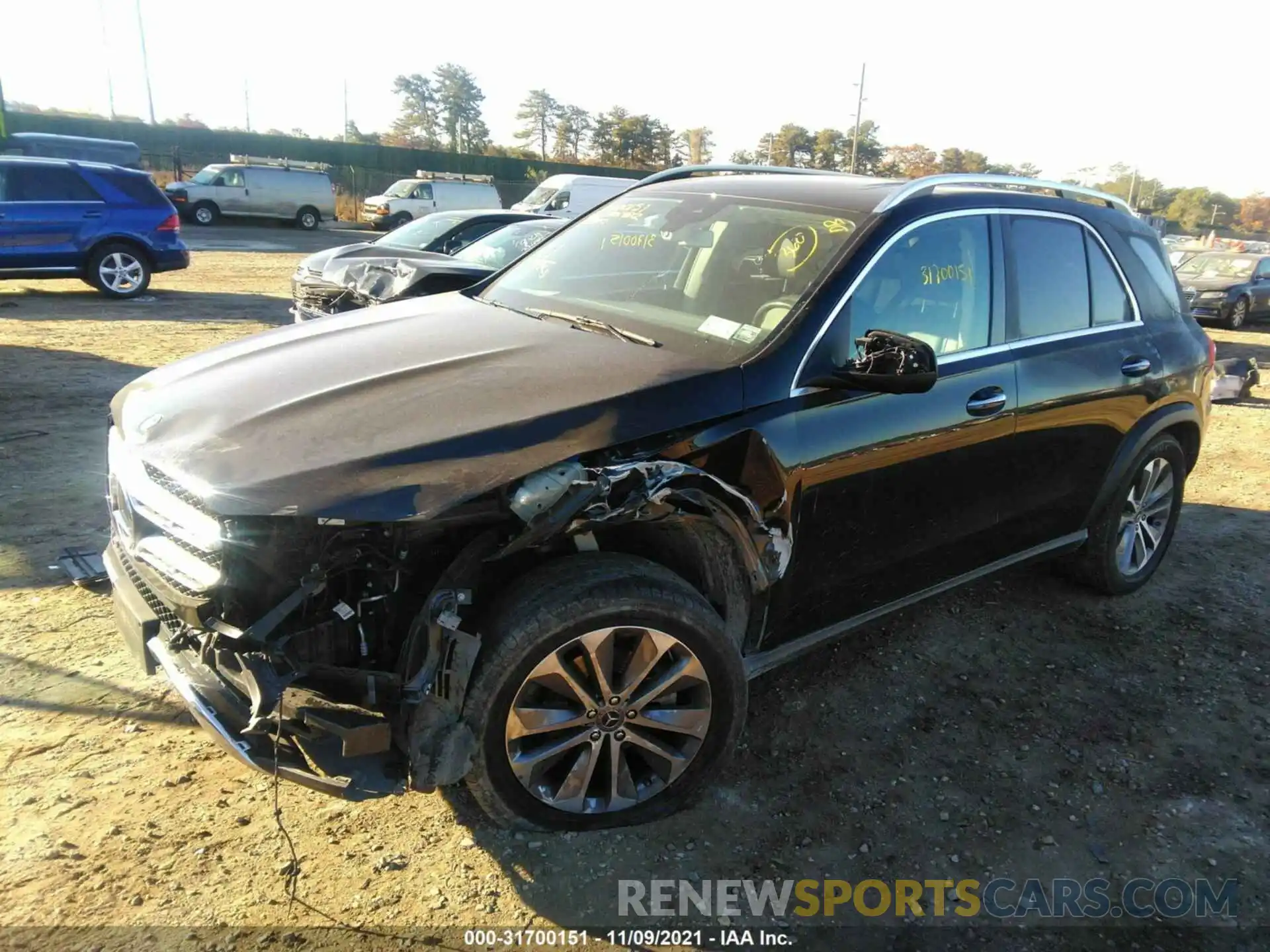 2 Photograph of a damaged car 4JGFB4KB8LA208759 MERCEDES-BENZ GLE 2020