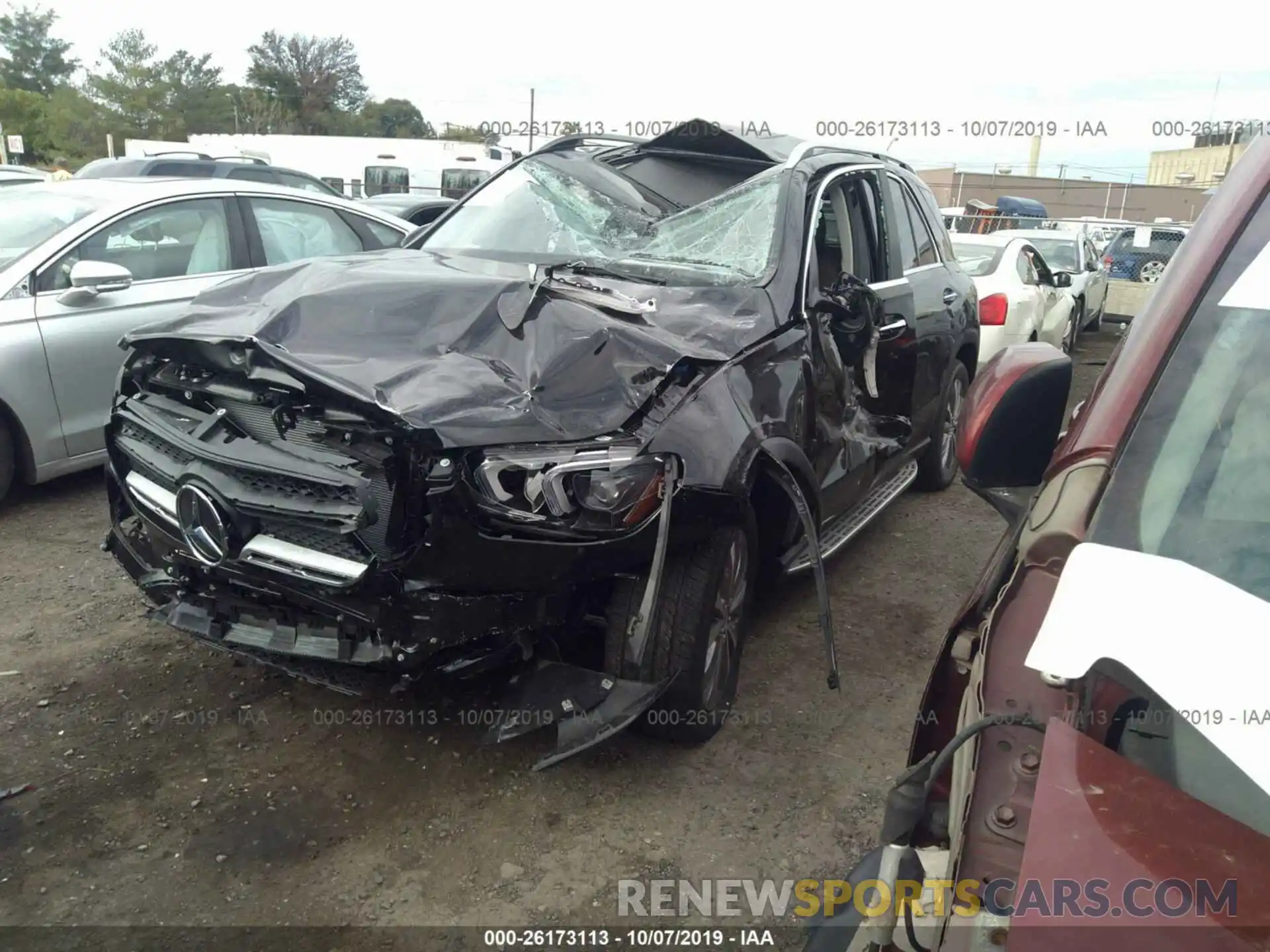 2 Photograph of a damaged car 4JGFB4KB9LA079527 MERCEDES-BENZ GLE 2020