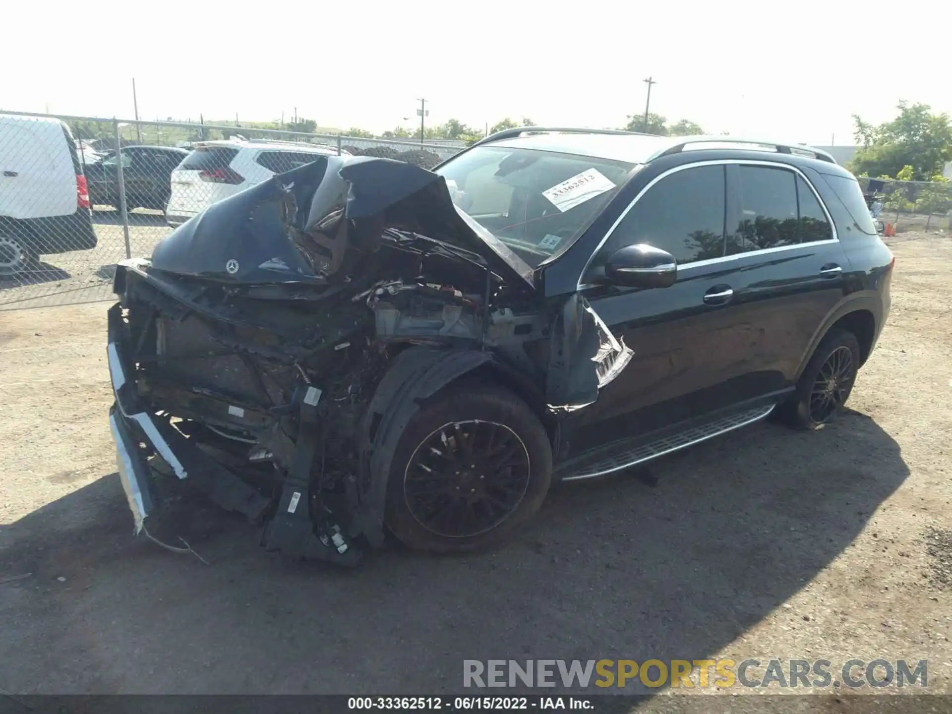 2 Photograph of a damaged car 4JGFB4KBXLA007476 MERCEDES-BENZ GLE 2020