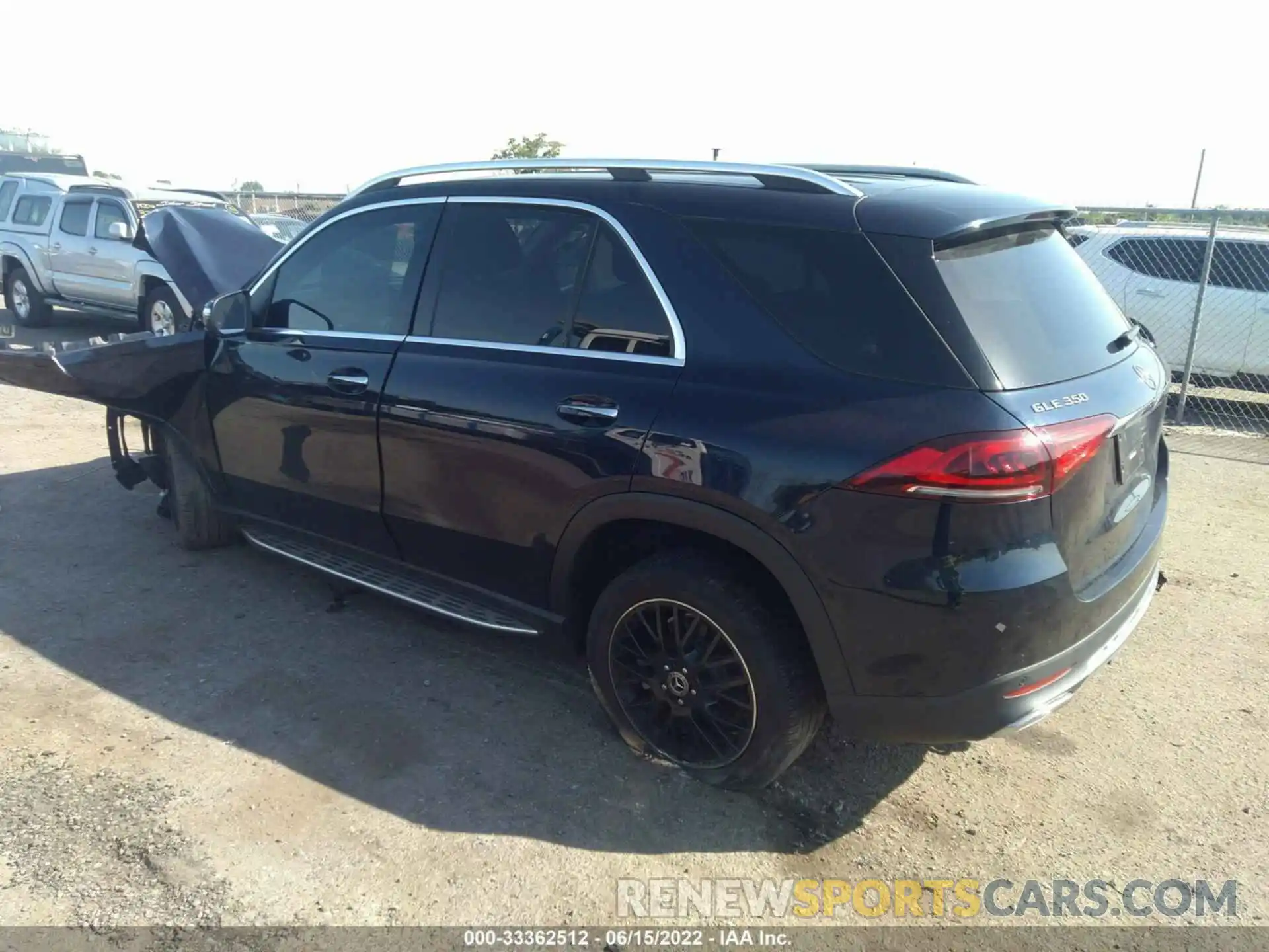 3 Photograph of a damaged car 4JGFB4KBXLA007476 MERCEDES-BENZ GLE 2020