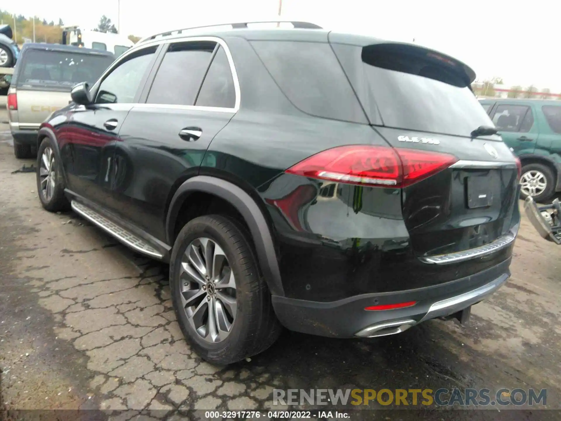 3 Photograph of a damaged car 4JGFB4KBXLA218631 MERCEDES-BENZ GLE 2020