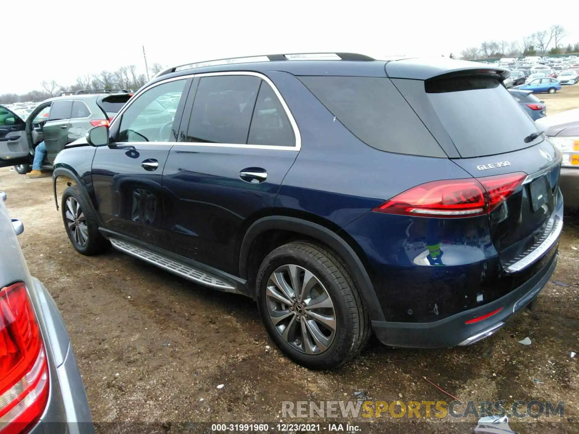 3 Photograph of a damaged car 4JGFB4KE1LA062098 MERCEDES-BENZ GLE 2020