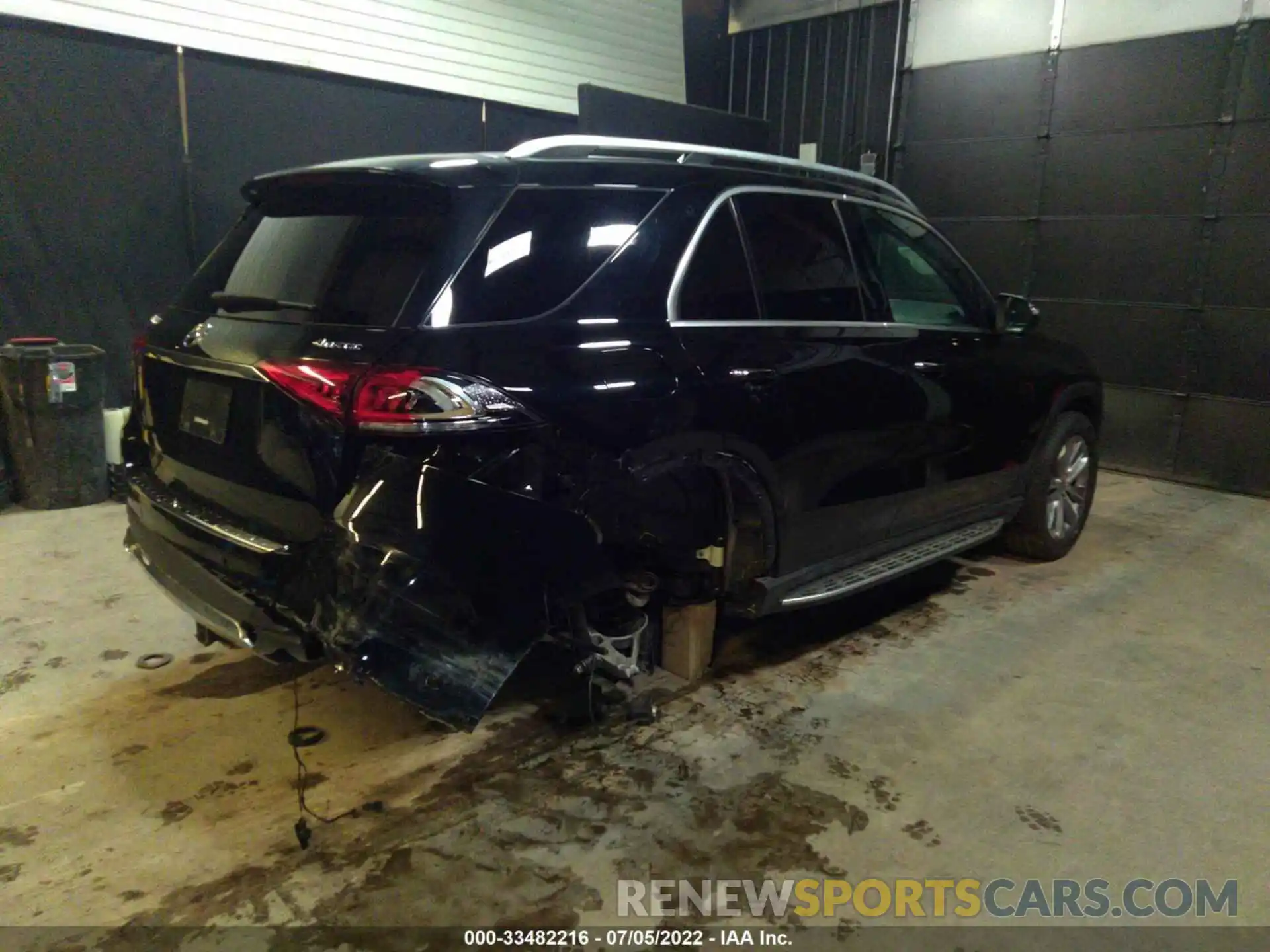 4 Photograph of a damaged car 4JGFB4KE1LA145322 MERCEDES-BENZ GLE 2020