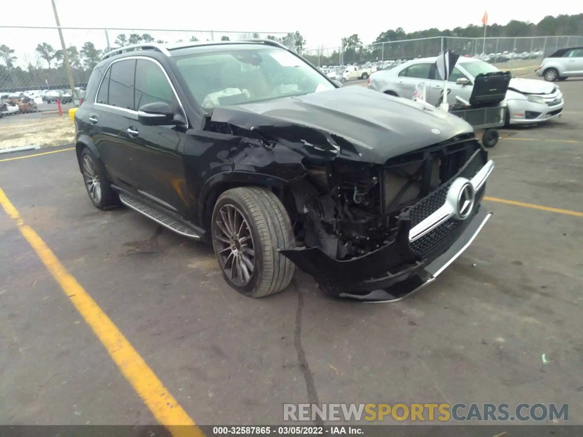 1 Photograph of a damaged car 4JGFB4KE4LA056523 MERCEDES-BENZ GLE 2020