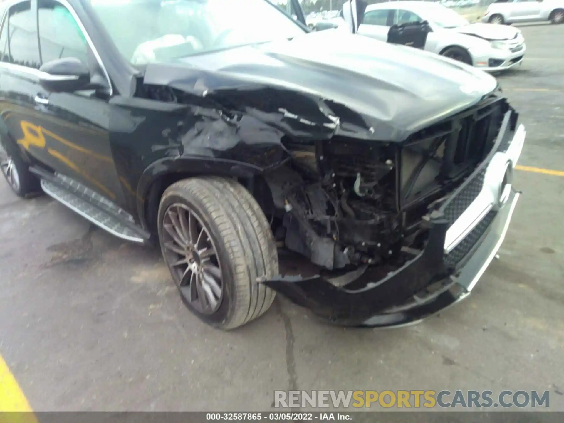 6 Photograph of a damaged car 4JGFB4KE4LA056523 MERCEDES-BENZ GLE 2020