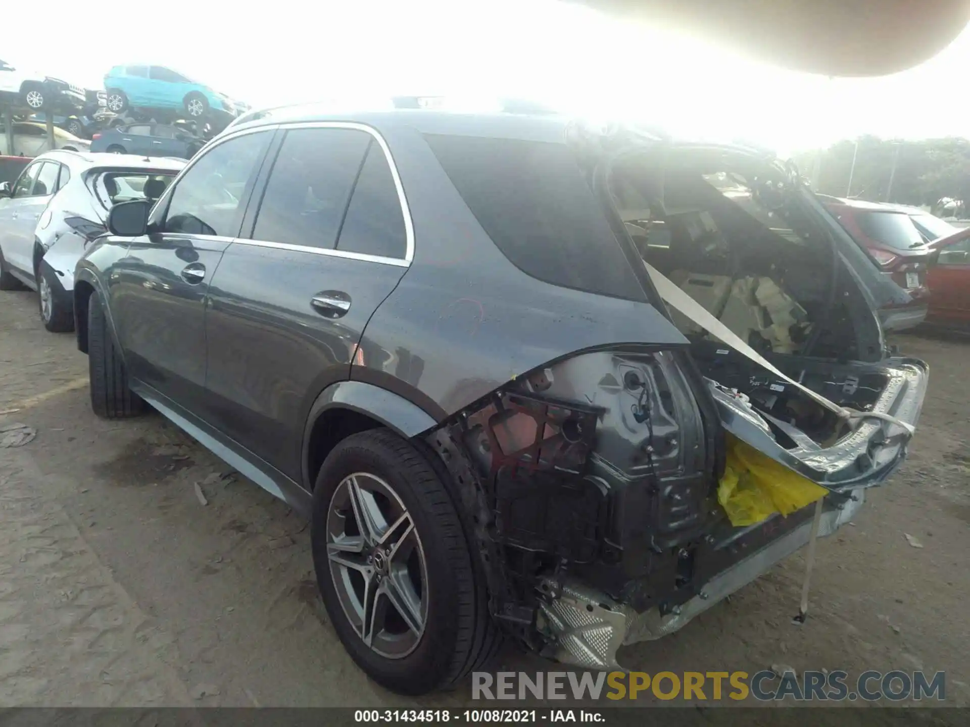 3 Photograph of a damaged car 4JGFB4KE4LA066422 MERCEDES-BENZ GLE 2020