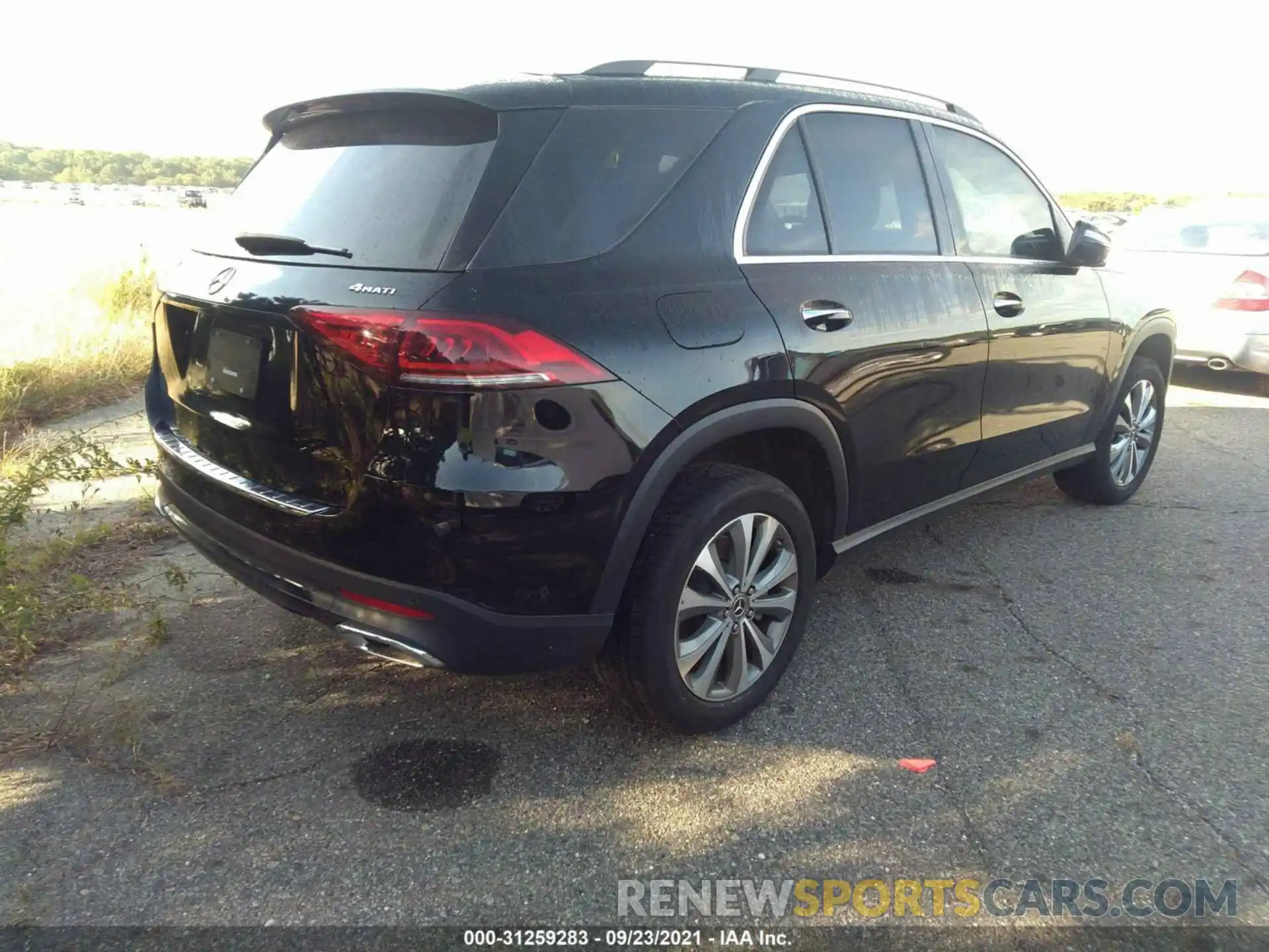 4 Photograph of a damaged car 4JGFB4KE4LA077825 MERCEDES-BENZ GLE 2020