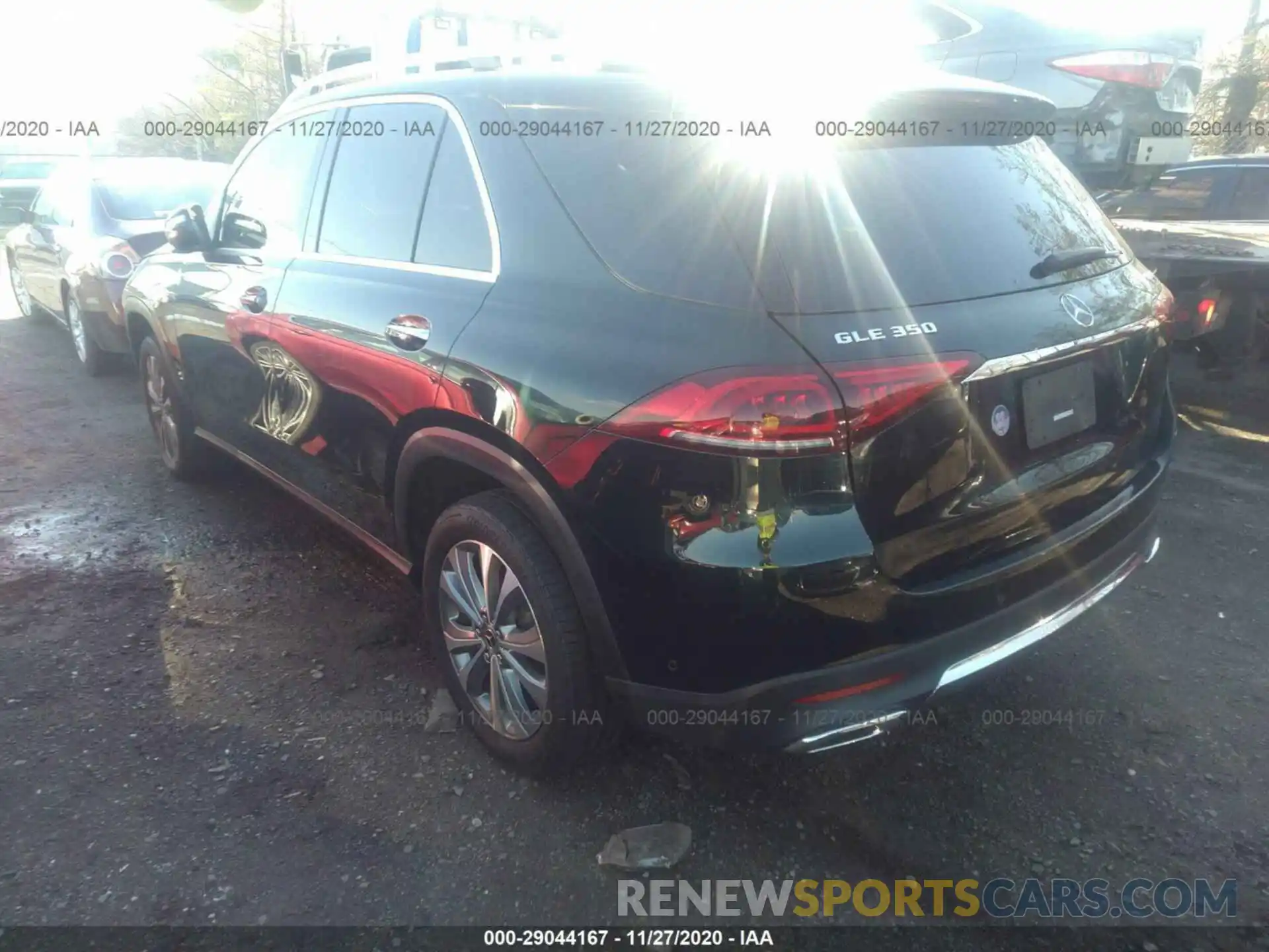 3 Photograph of a damaged car 4JGFB4KE8LA050711 MERCEDES-BENZ GLE 2020