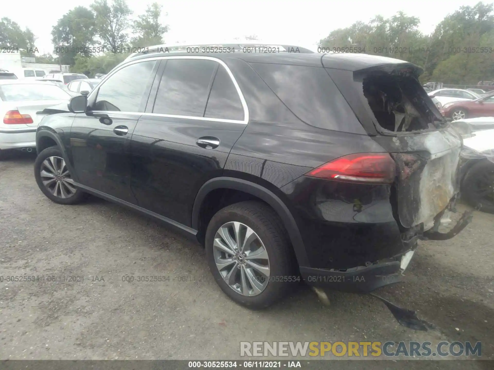 3 Photograph of a damaged car 4JGFB4KE9LA058235 MERCEDES-BENZ GLE 2020